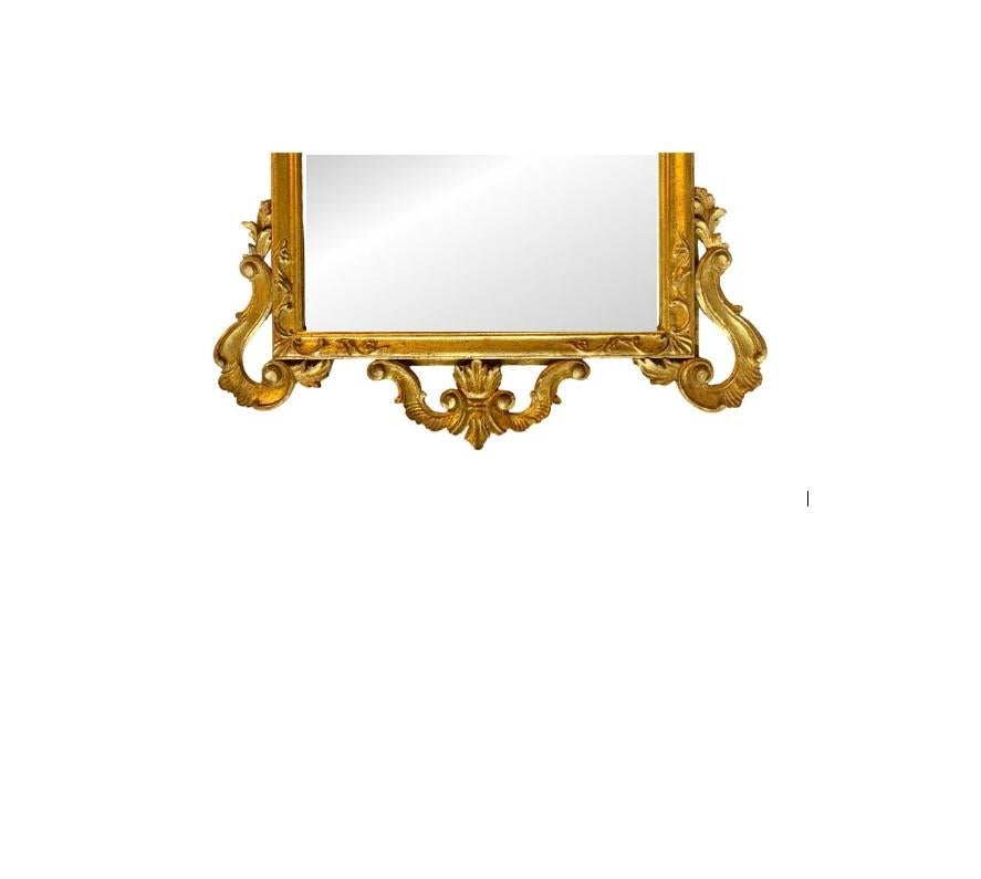 Geschnitzter Spiegel aus Giltwood im italienischen Rokoko-Stil (Italienisch) im Angebot