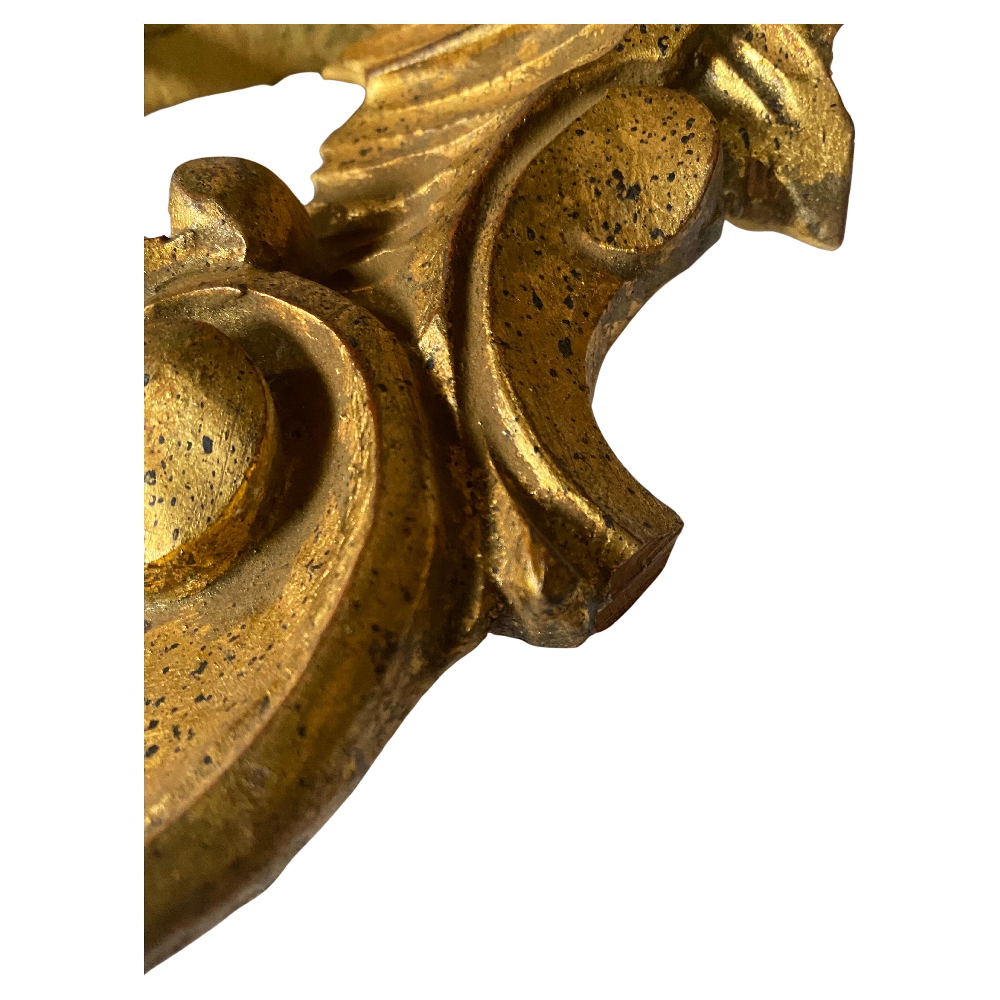 Geschnitzter Spiegel aus Giltwood im italienischen Rokoko-Stil im Angebot 3
