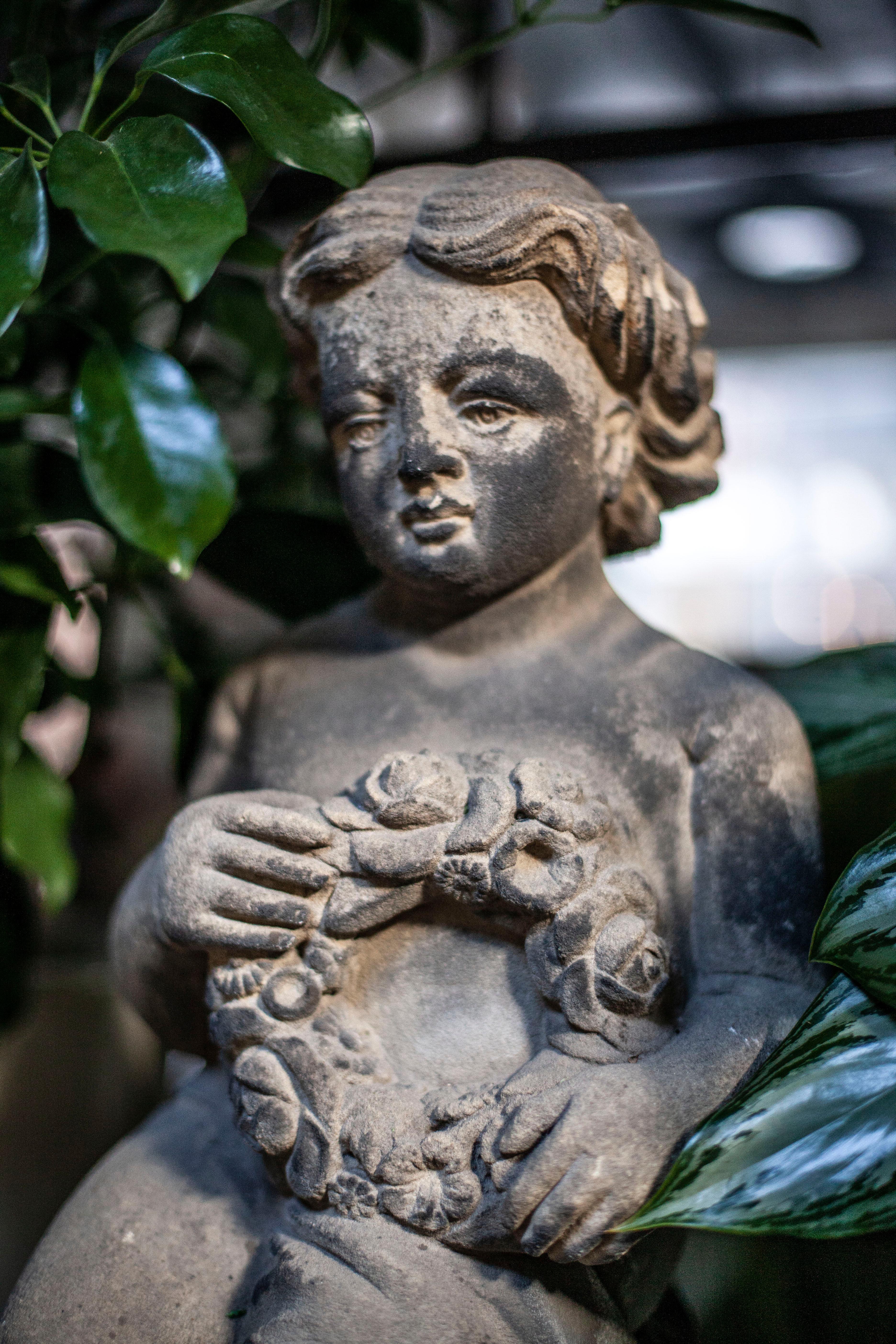 English An Edwardian Garden Sculpture For Sale