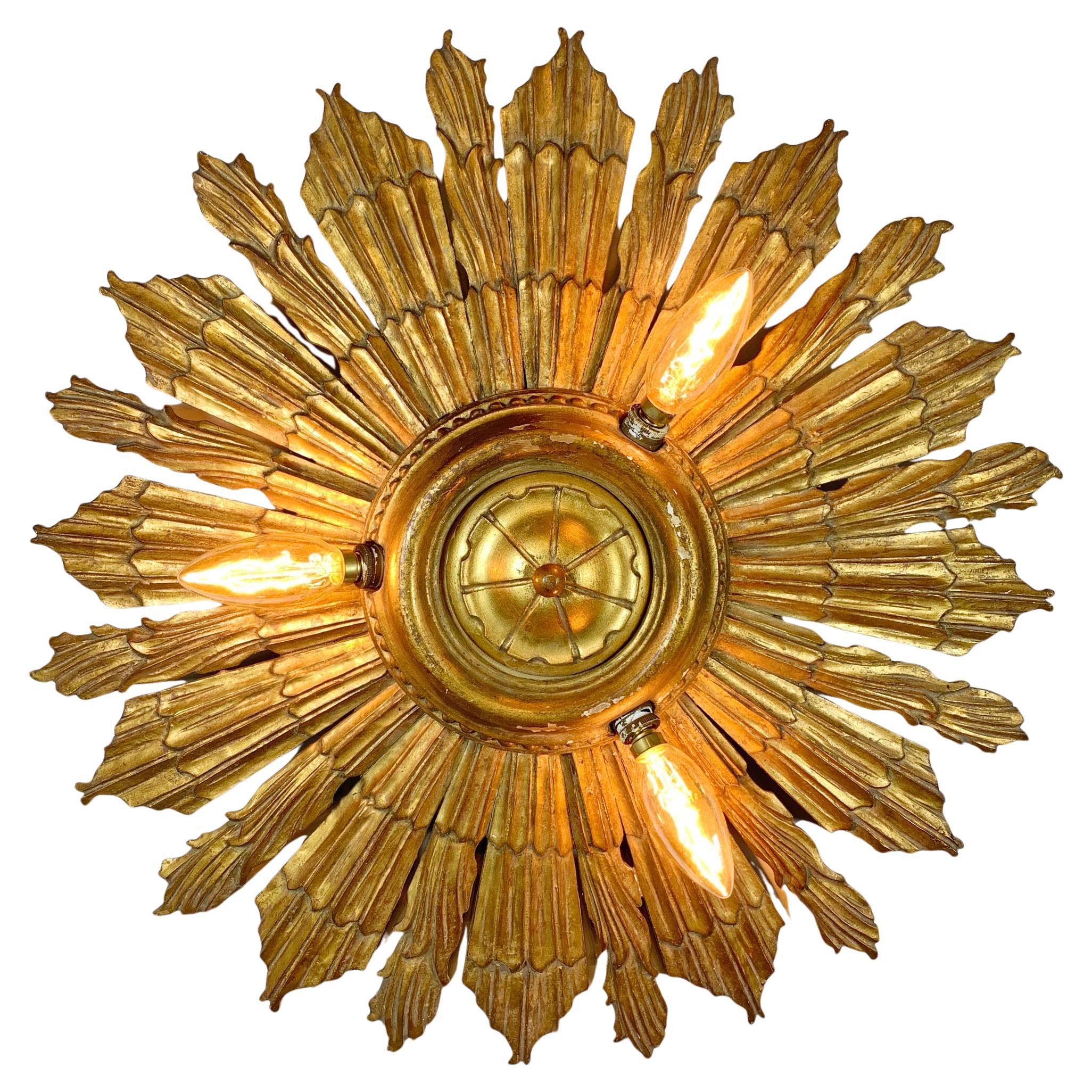 Luz de Sol de Iglesia de Madera Dorada Tallada, circa 1920