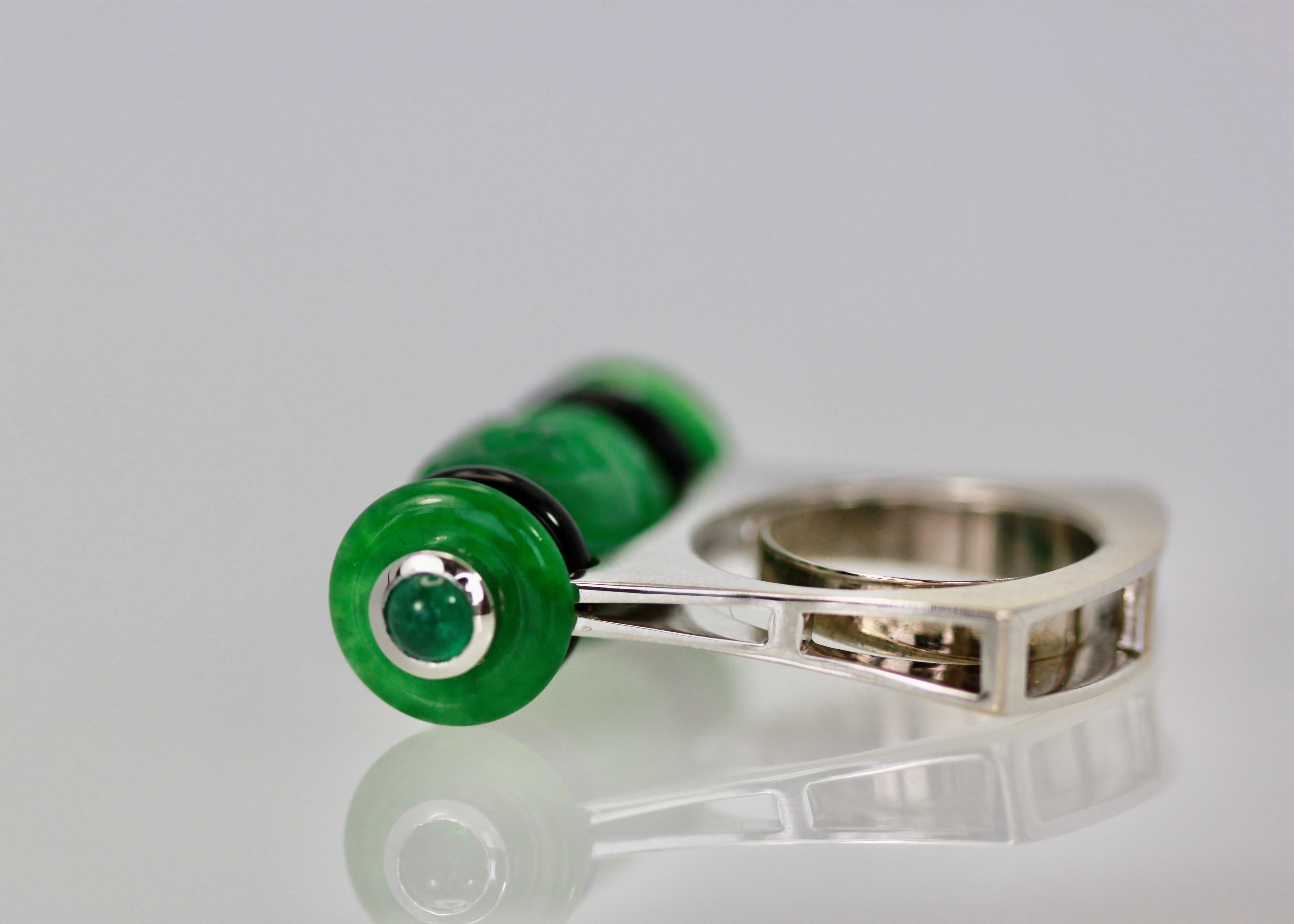 Carved Green Jade Black Onyx Cabochon Emerald Ring 2