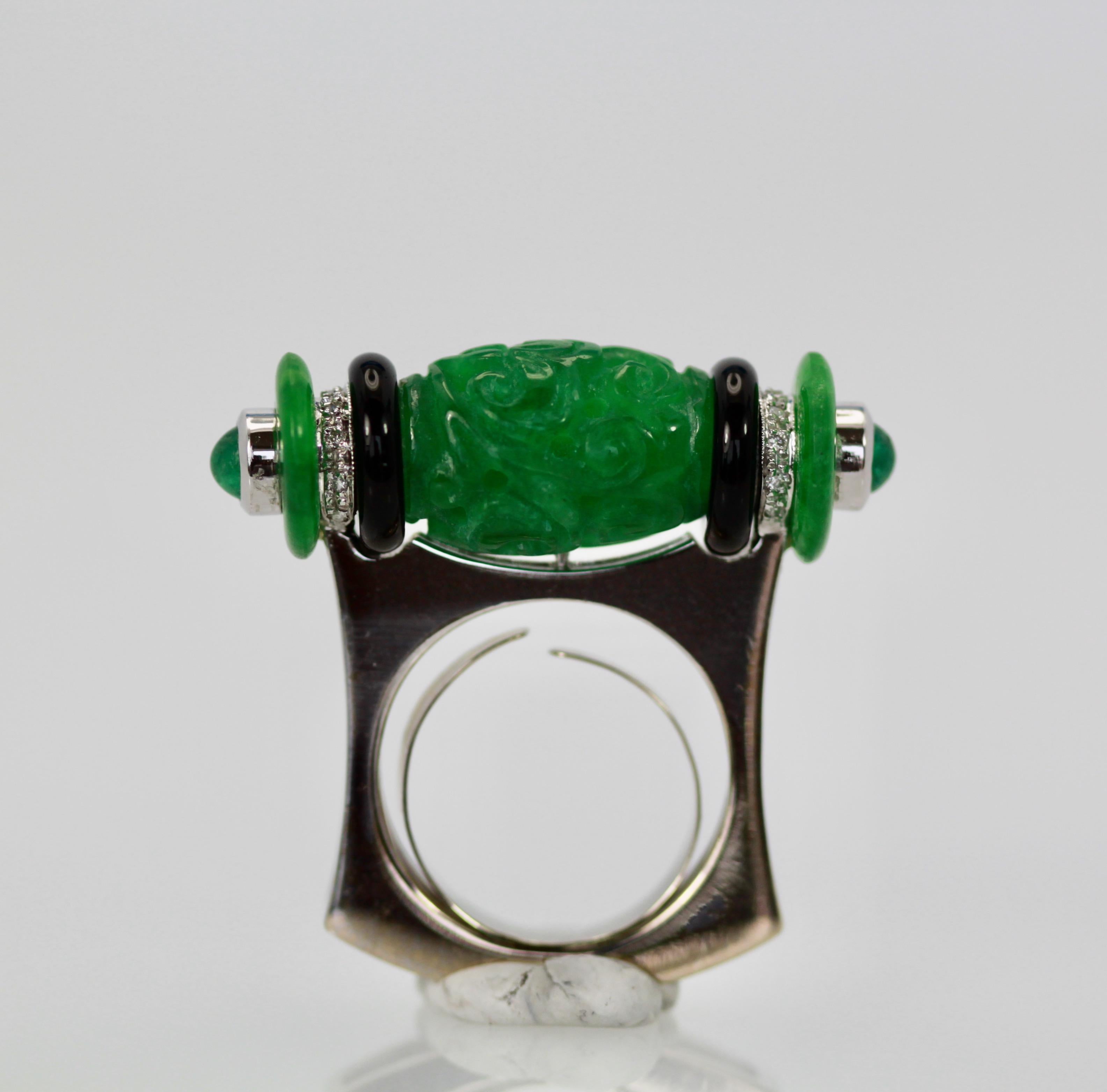 Carved Green Jade Black Onyx Cabochon Emerald Ring For Sale 4