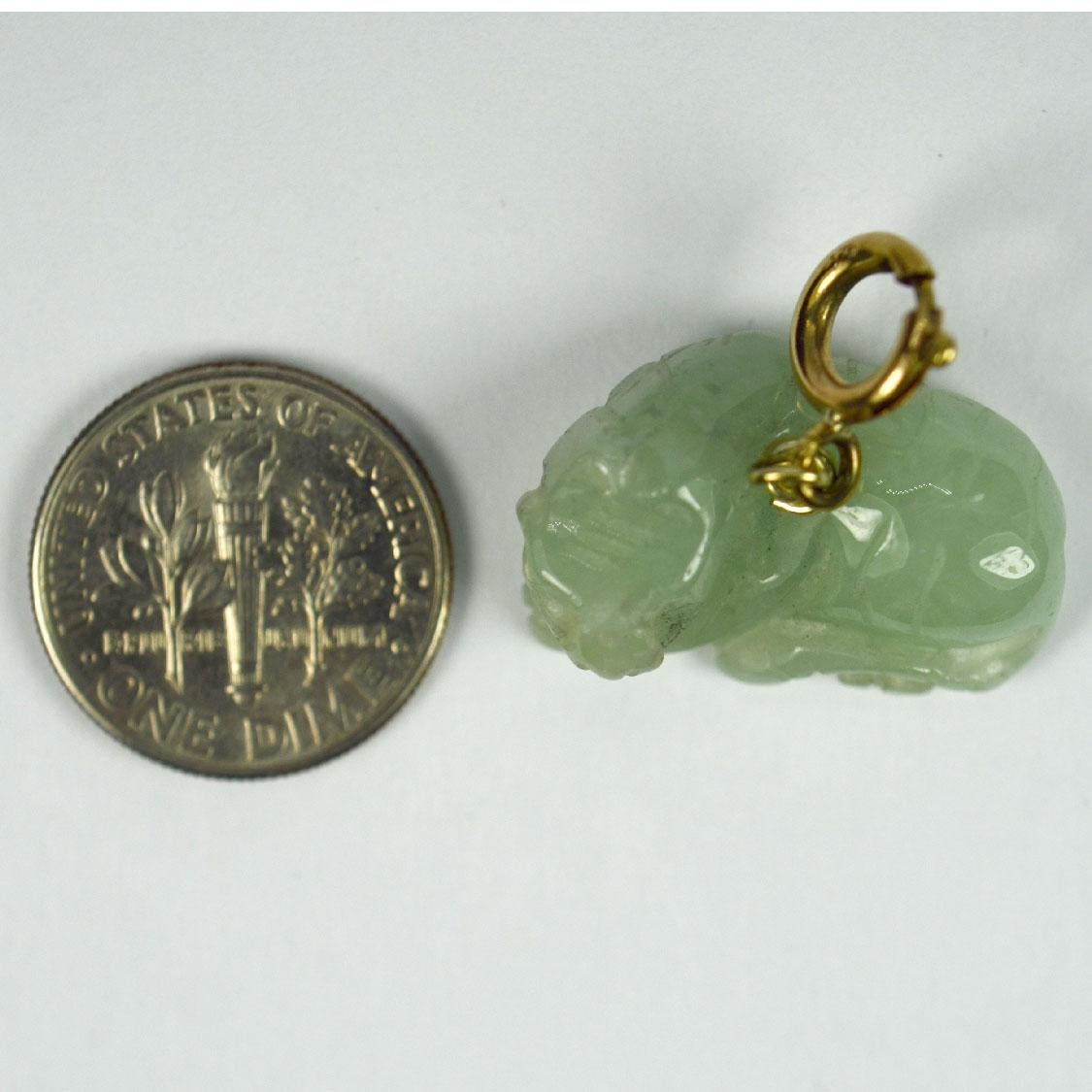 Carved Green Jade Tiger 9K Yellow Gold Charm Pendant In Good Condition For Sale In London, GB