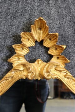 Miroir mural italien de style vénitien en bois sculpté Guild