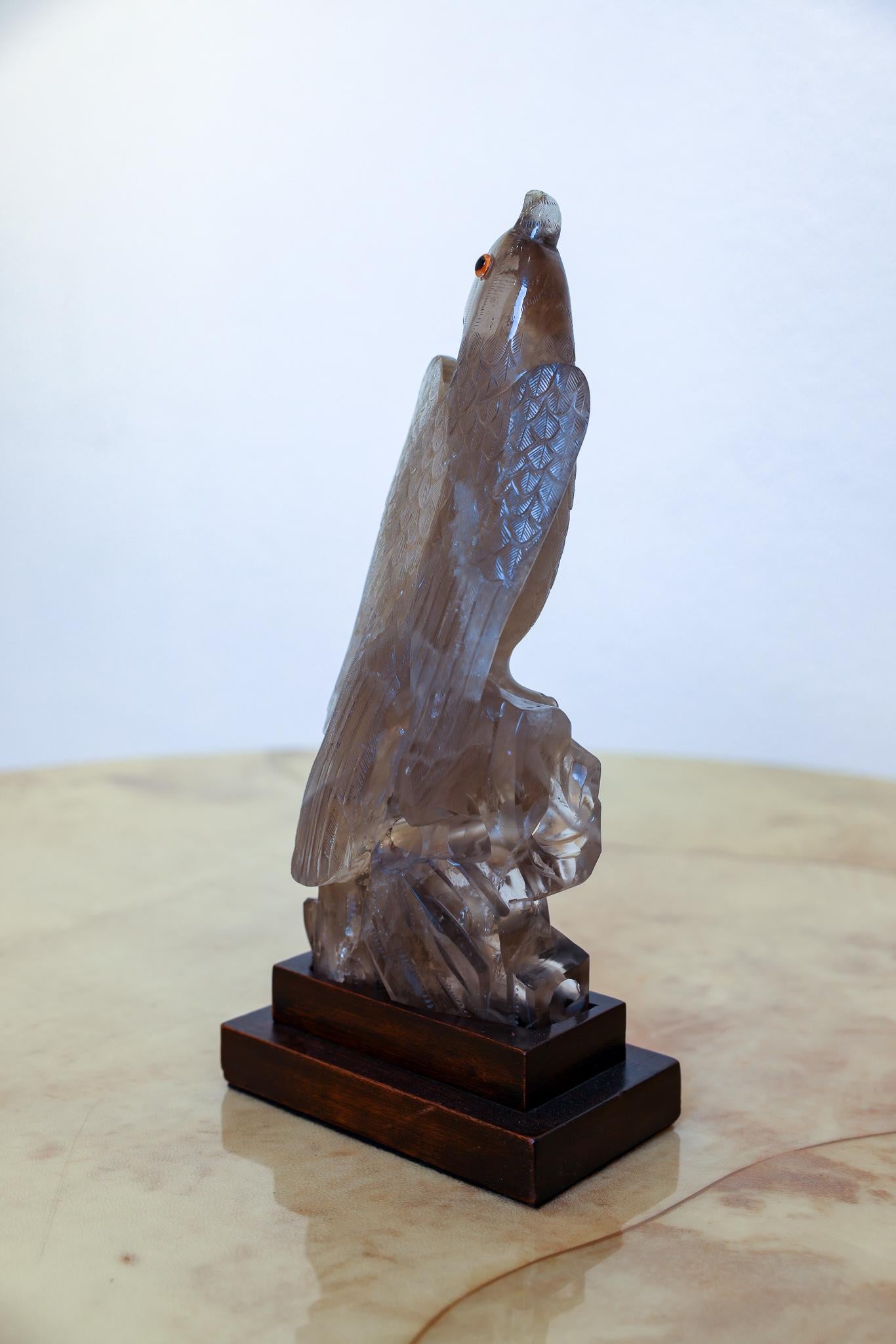 Carved Hardstone Eagle in Smoky Quartz In Good Condition For Sale In Palm Desert, CA