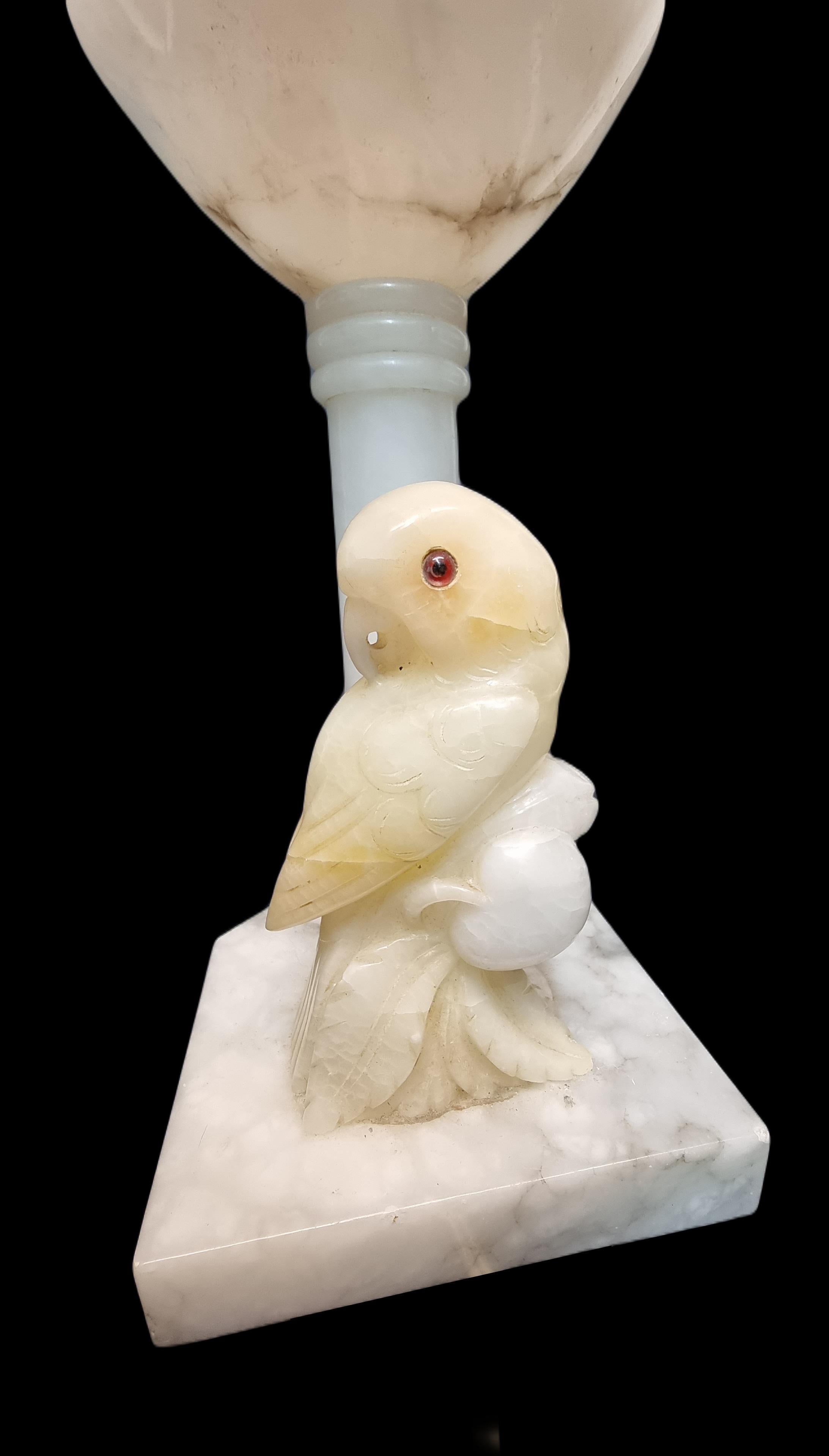 Carved Italian Alabaster Lovebird Table Lamp Italian, 20th Century For Sale 5