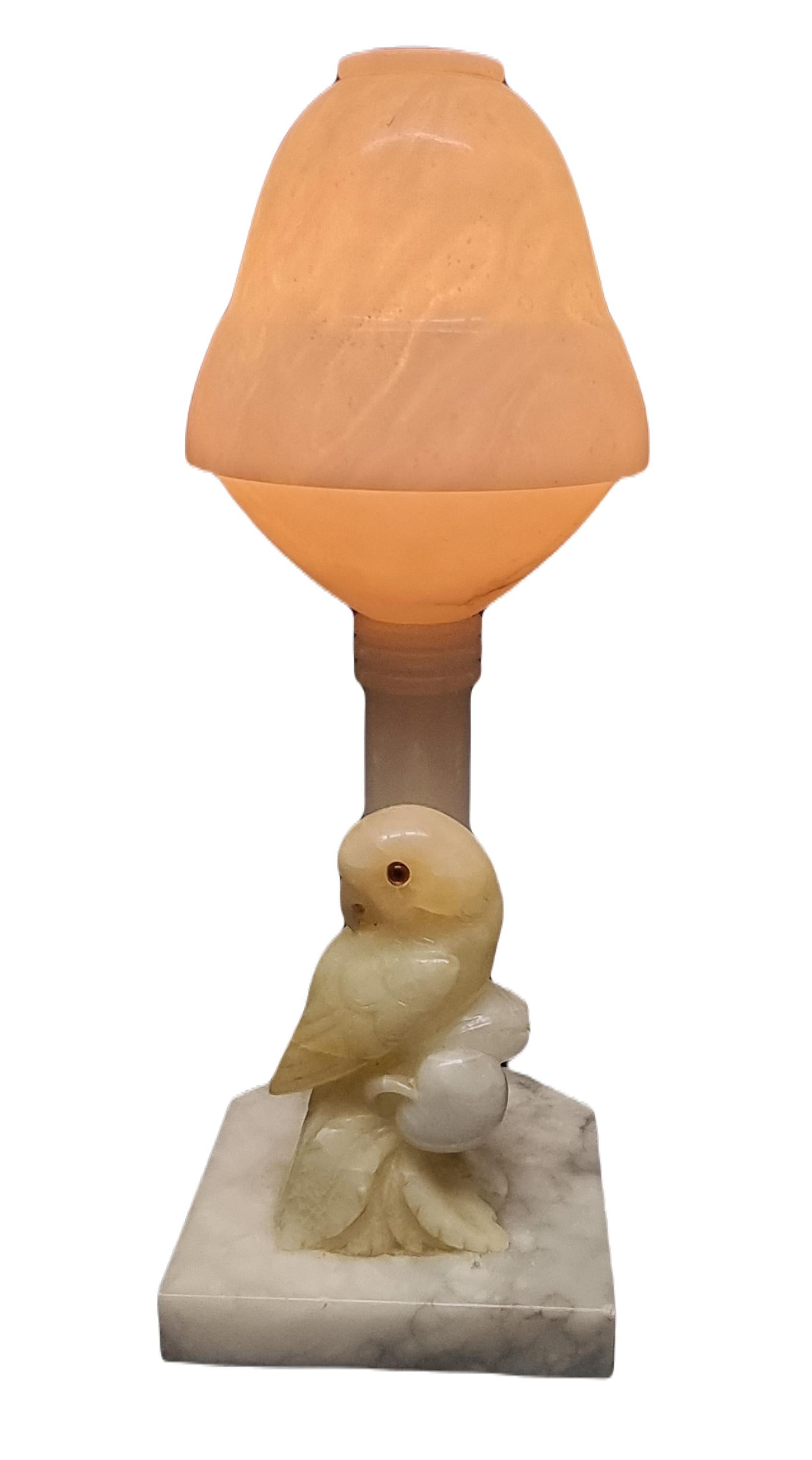Hand-Crafted Carved Italian Alabaster Lovebird Table Lamp Italian, 20th Century For Sale