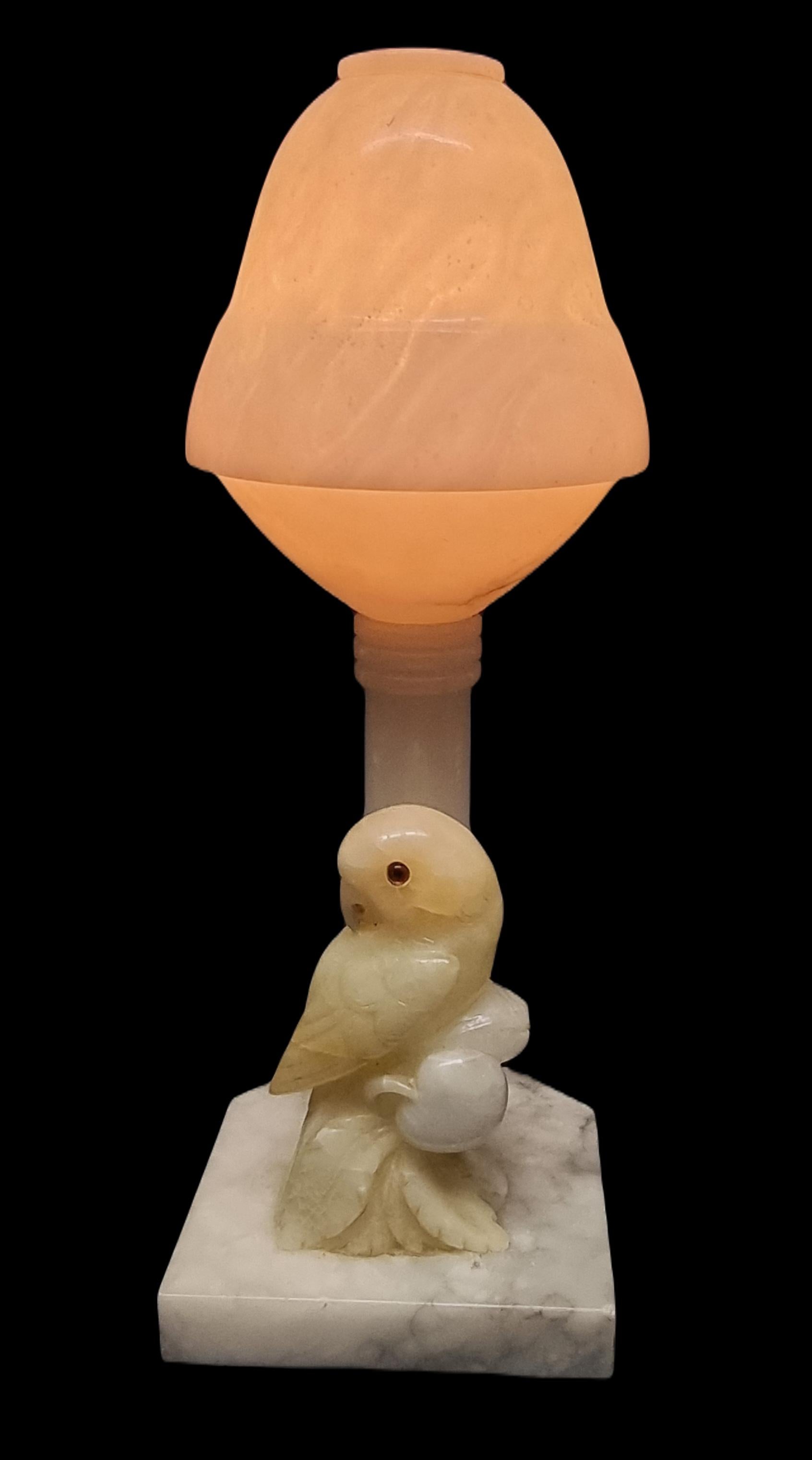 Carved Italian Alabaster Lovebird Table Lamp Italian, 20th Century For Sale 1