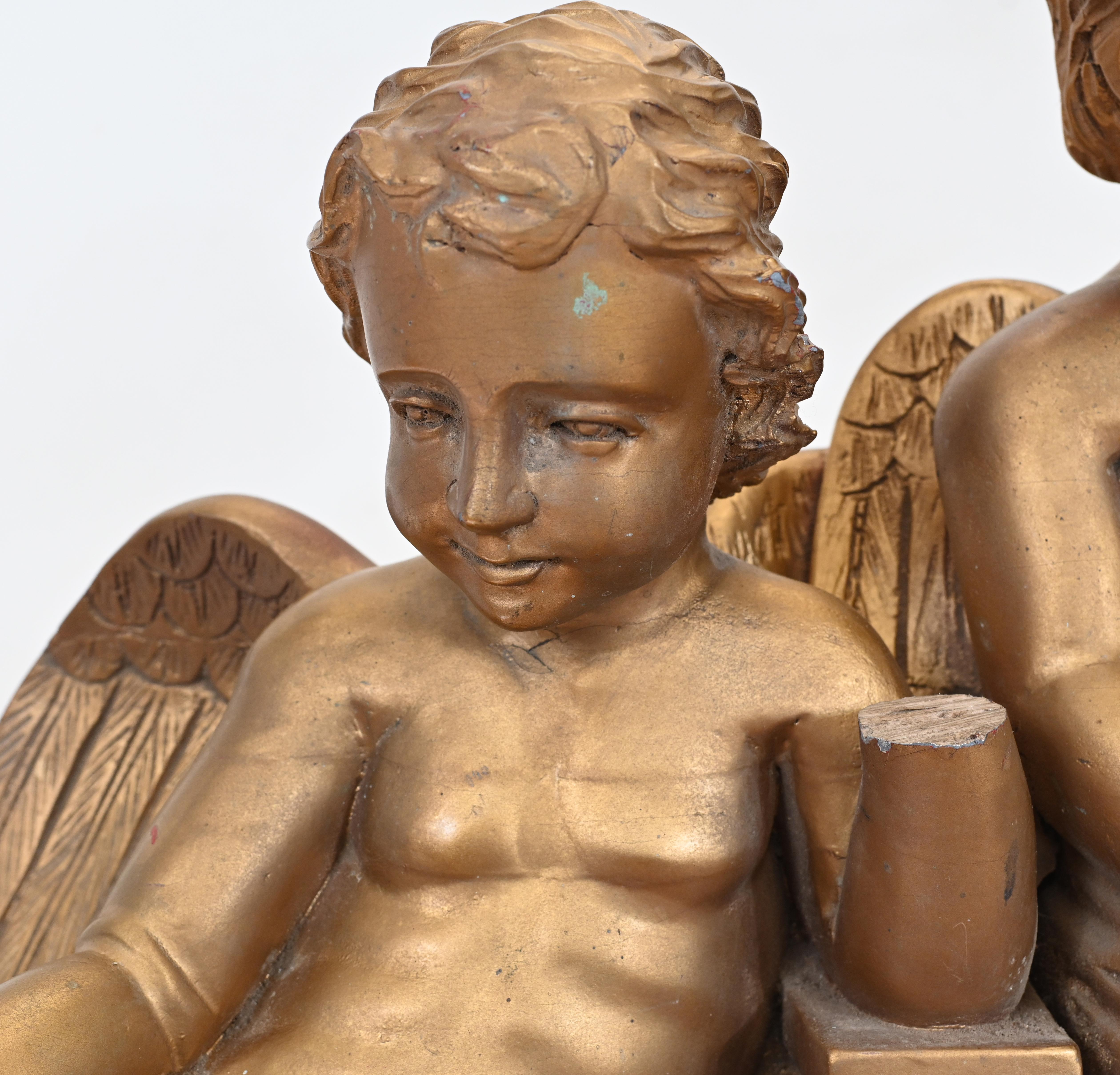 Fine XX secolo Statua di Cupido in Trio di Cherubini scolpita in Italia Grand Tour 1880 in vendita