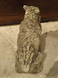 Statue d'écureuil en calcaire italien sculpté:: 20ème siècle