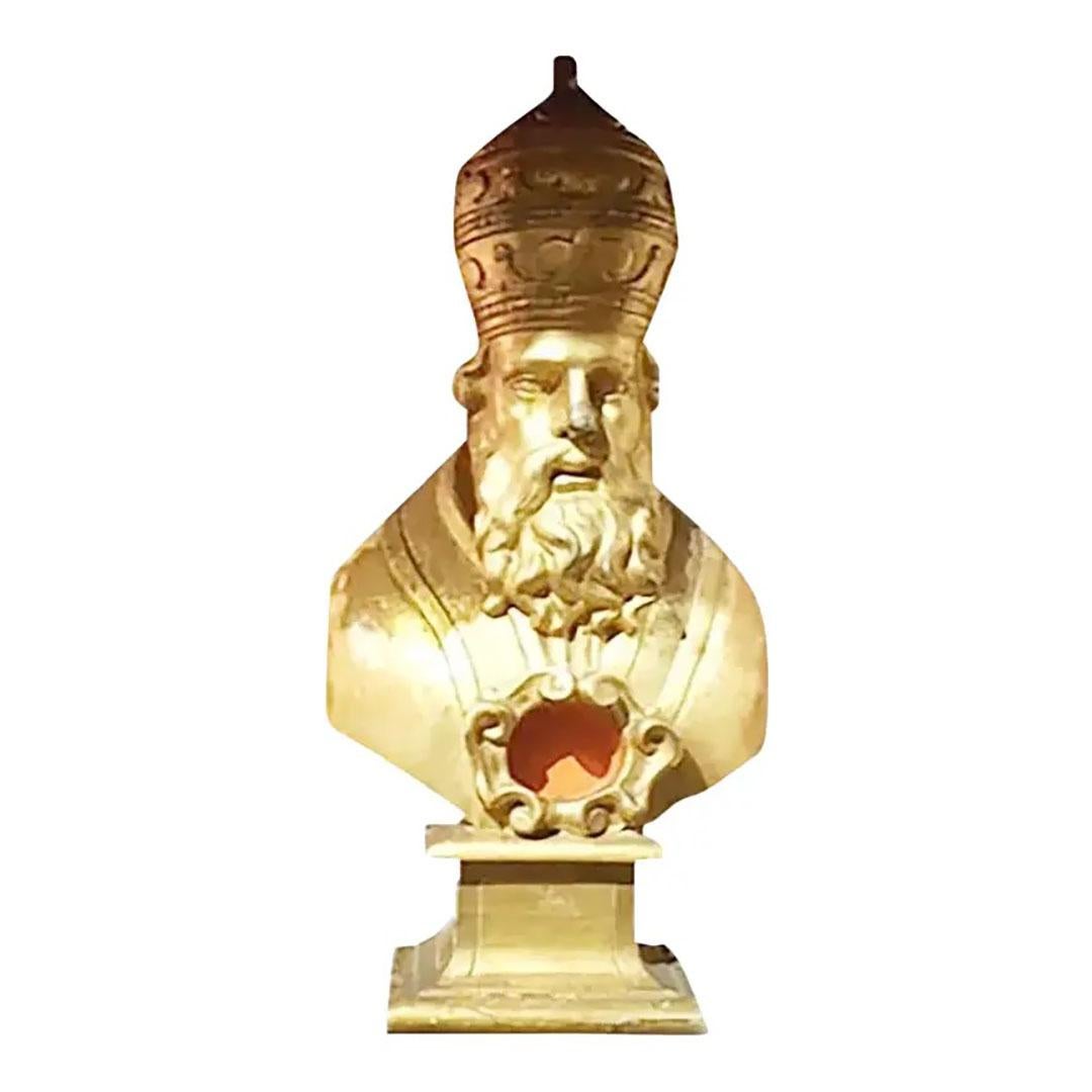 Carved Italian Pope With Original Gilding For Sale 1