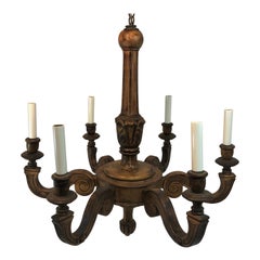 Lampadario in legno intagliato italiano