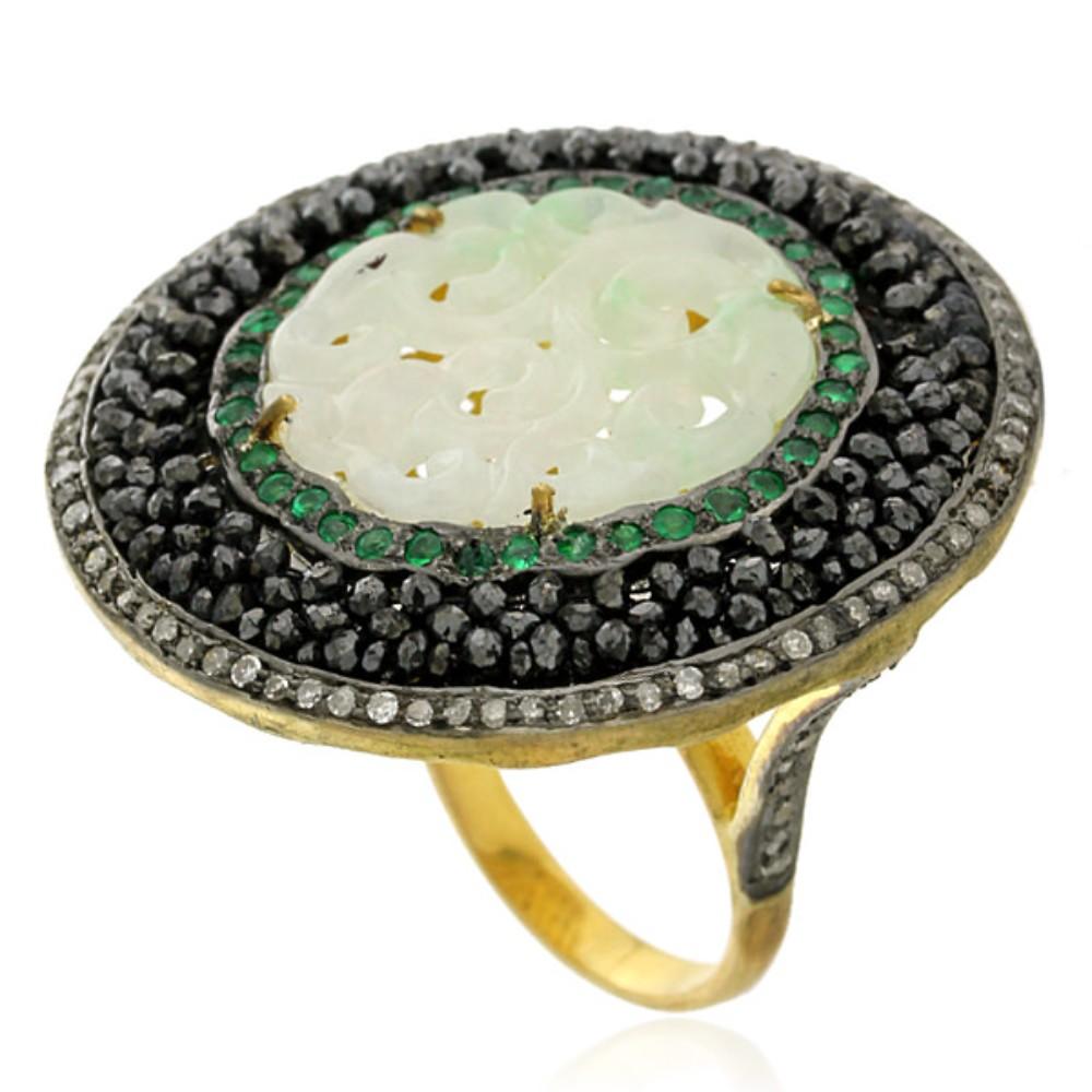Artisan Carved Jade 18k Gold Ring with Filgree Work Equipped by Fancy Diamonds & Emerald For Sale