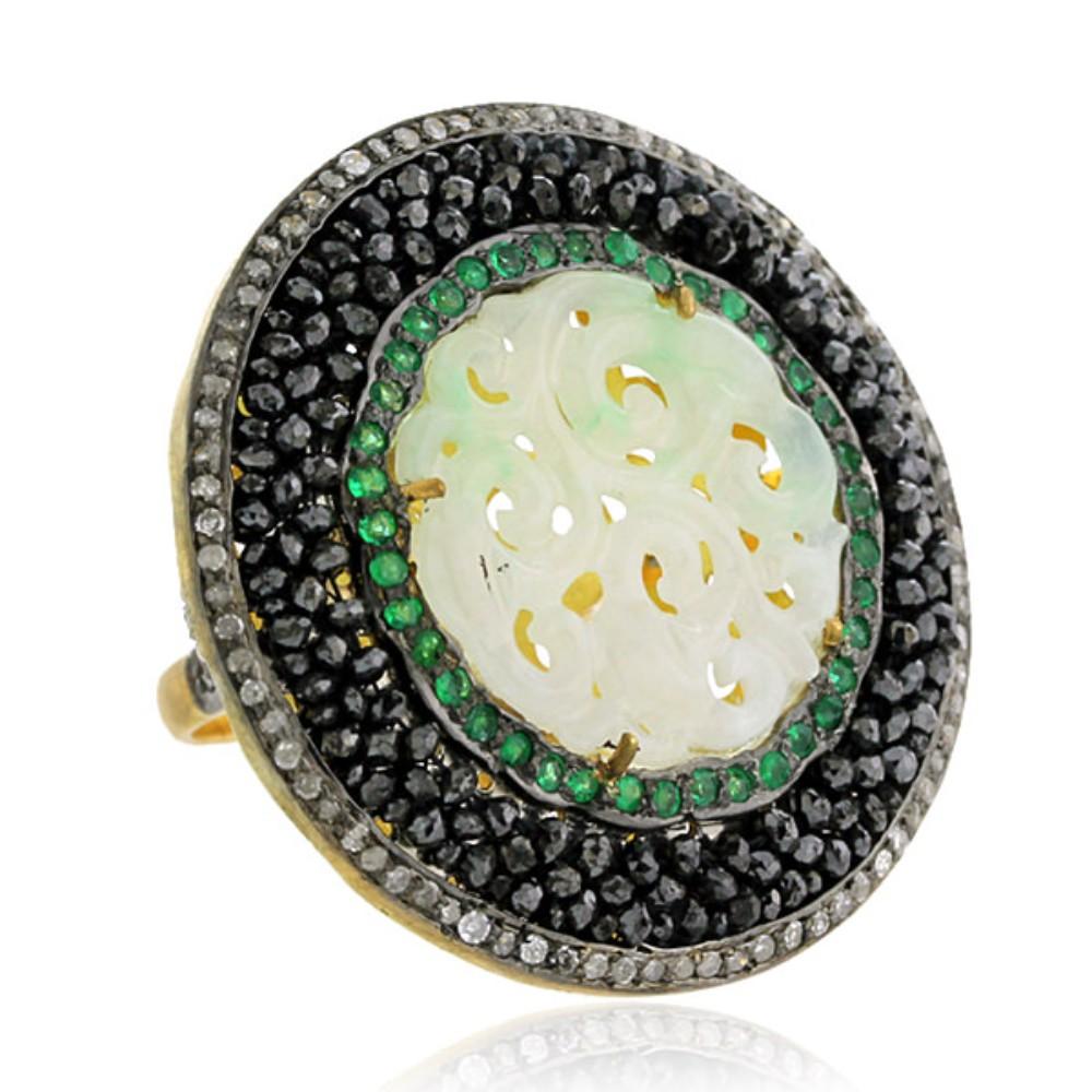 Mixed Cut Carved Jade 18k Gold Ring with Filgree Work Equipped by Fancy Diamonds & Emerald For Sale
