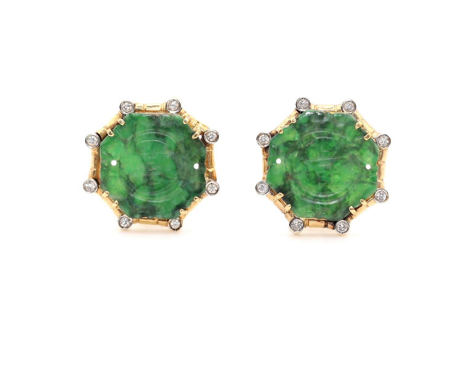 Carved Jade And Diamond Earclips 18K Gold, 1970 For Sale 2