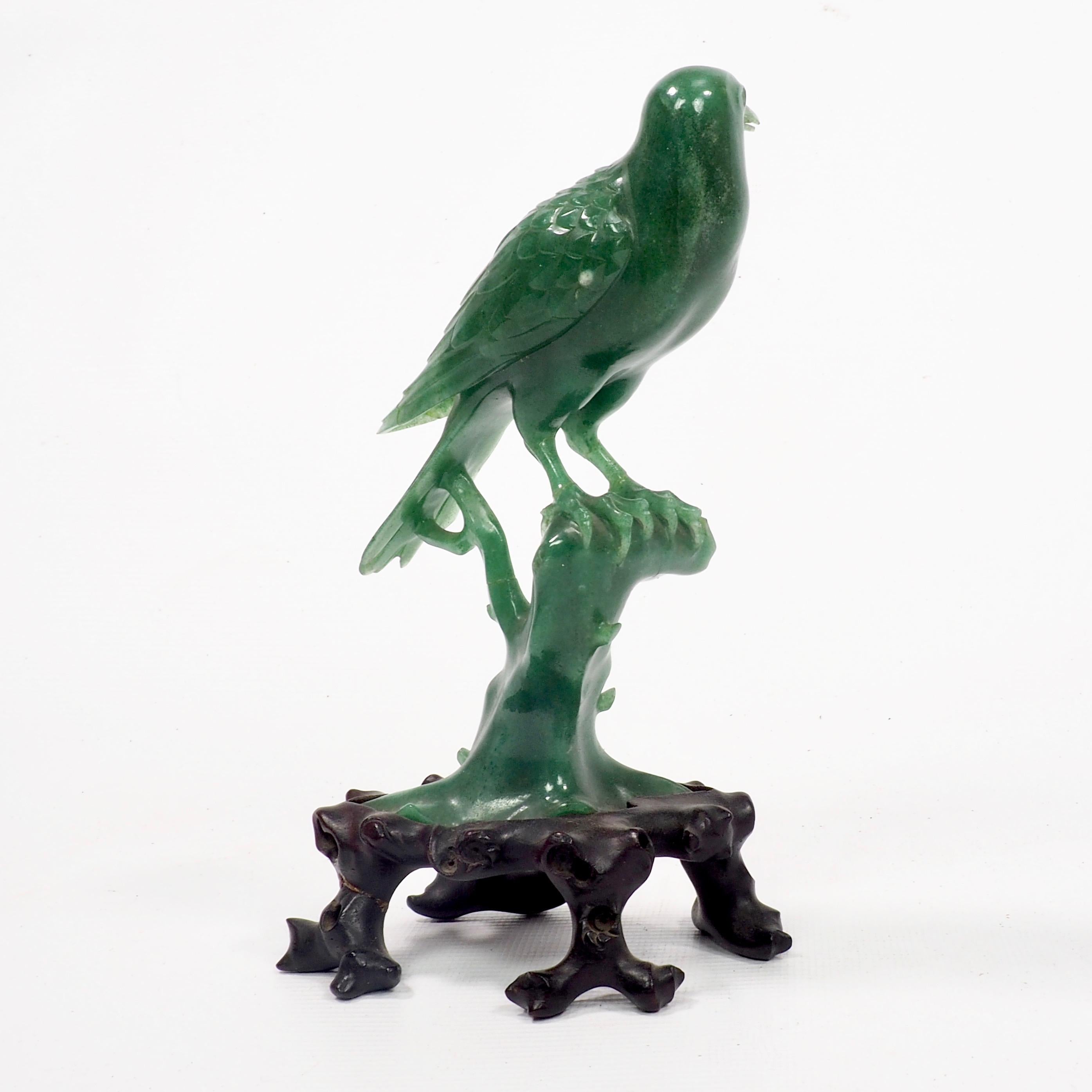 Chinese Export Carved Jade Bird of Qing Dynasty China