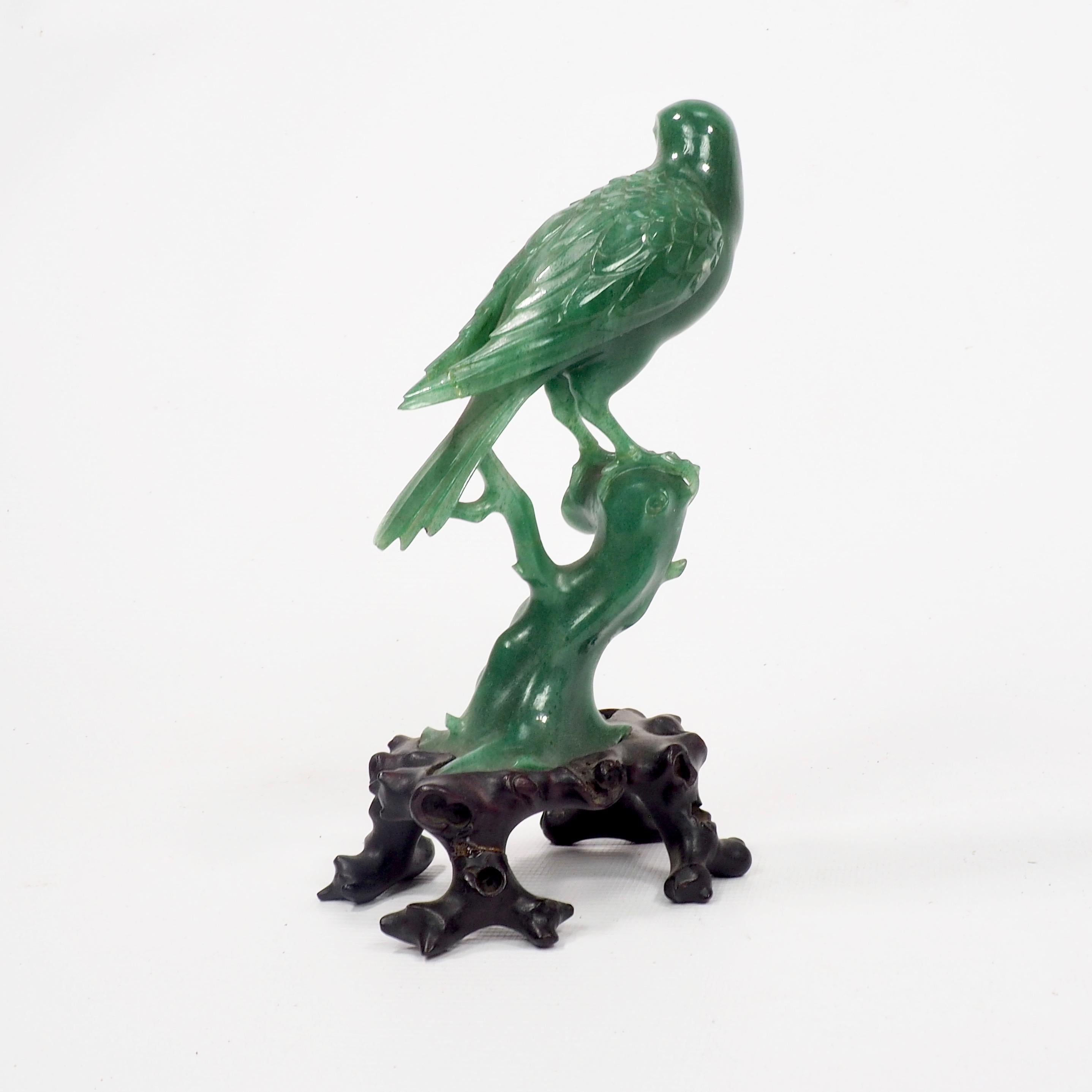 Chinese Carved Jade Bird of Qing Dynasty China