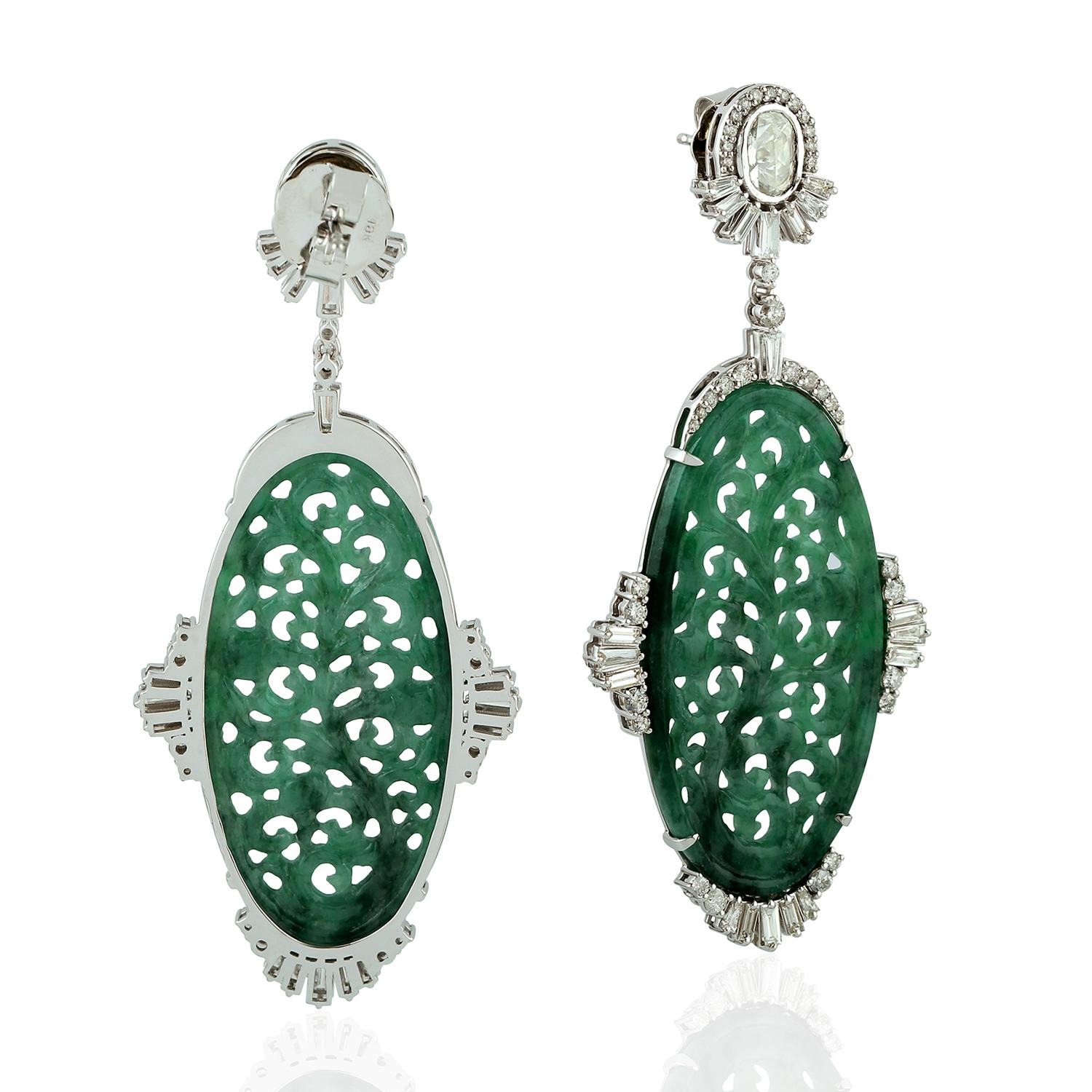 Geschnitzte Jade-Diamant-Ohrringe aus 18 Karat Gold (Kunsthandwerker*in) im Angebot