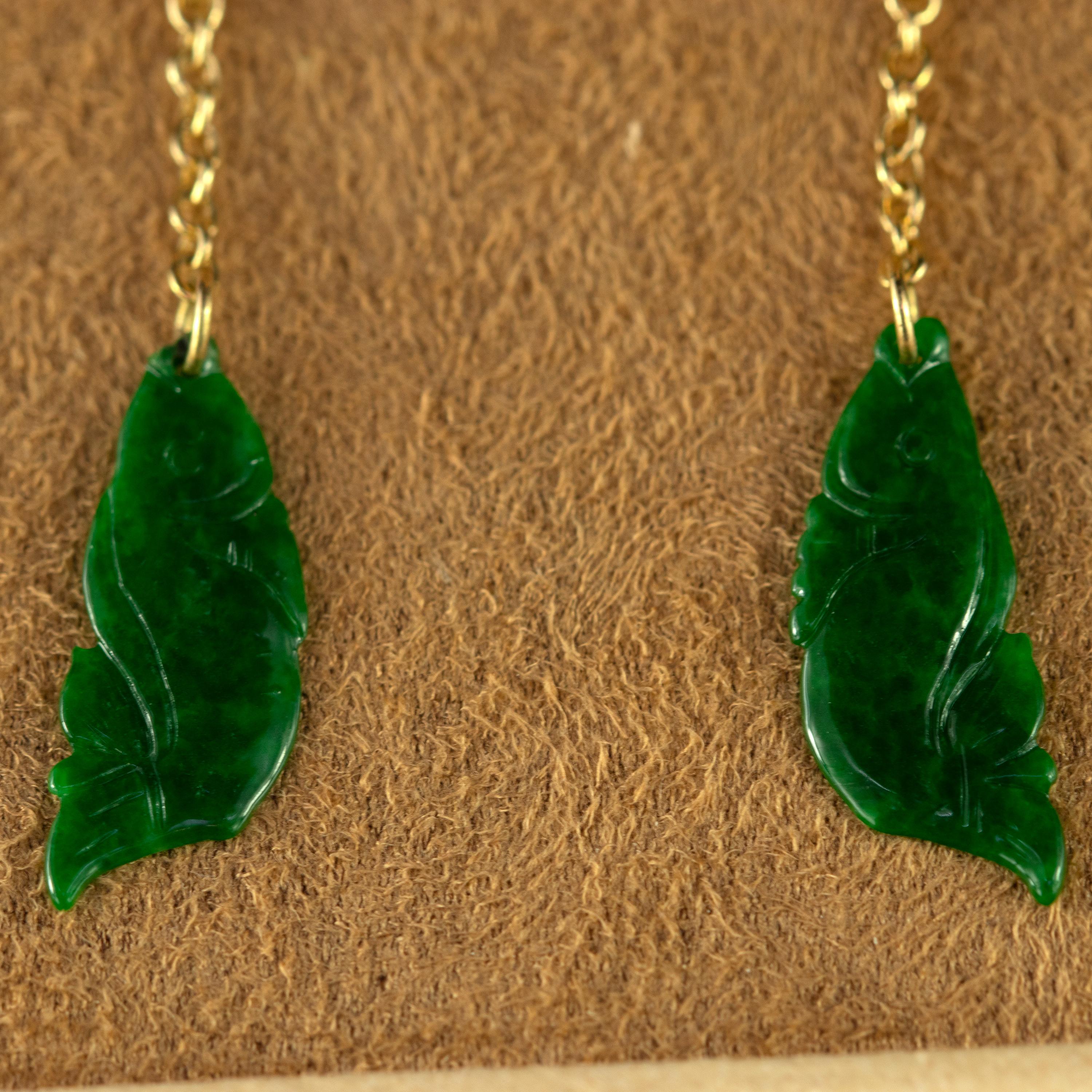 Mixed Cut Carved Jade Fish Flower 18 Karat Yellow Gold Chain Crafted Dangle Drop Earrings For Sale