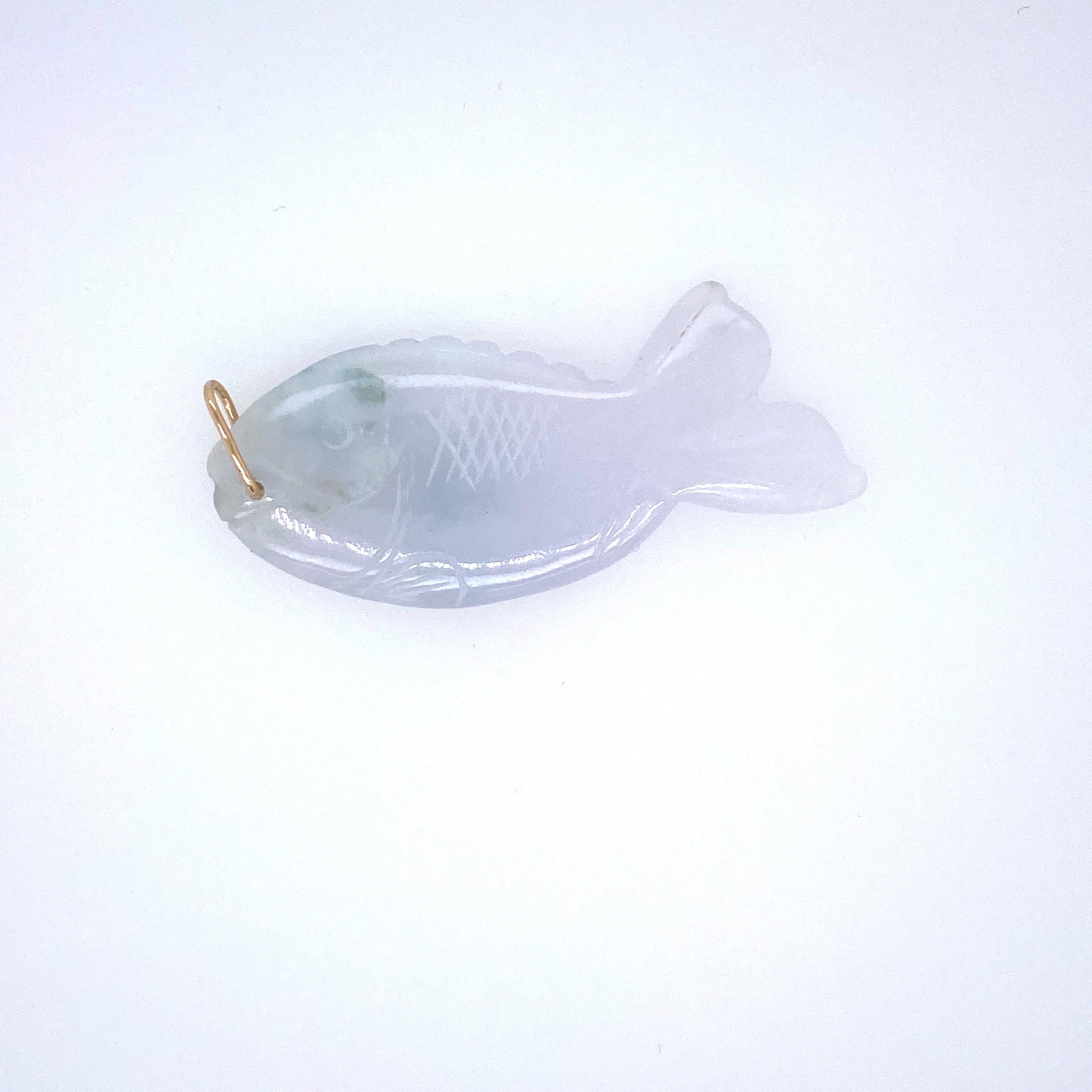 Carved Jade Fish Pendant In Good Condition In Towson, MD