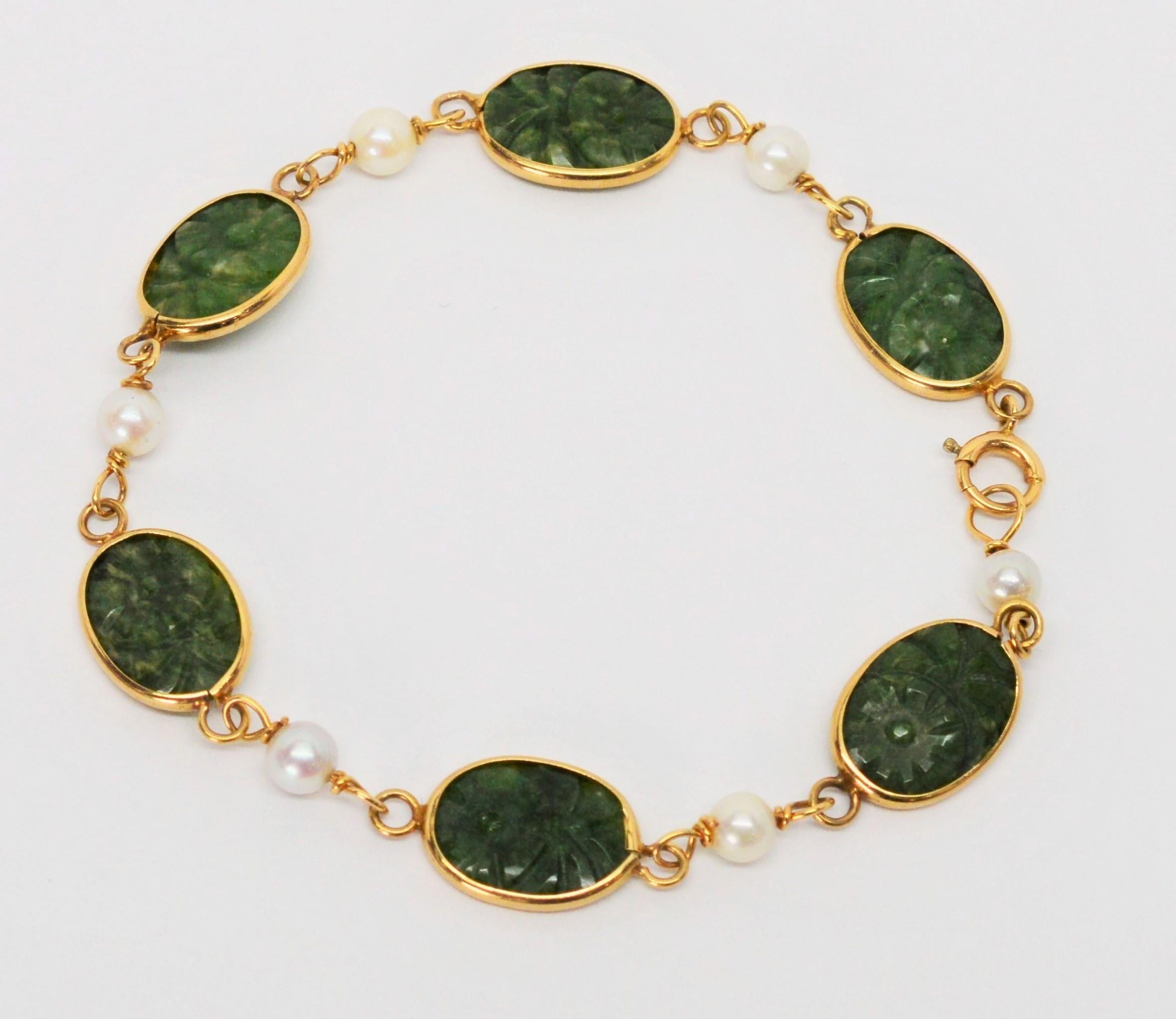 Carved Jade Pearl Yellow Gold Link Bracelet 3