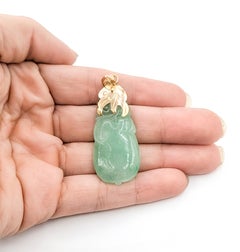 Carved Jade Pendant in 18k Yellow Gold