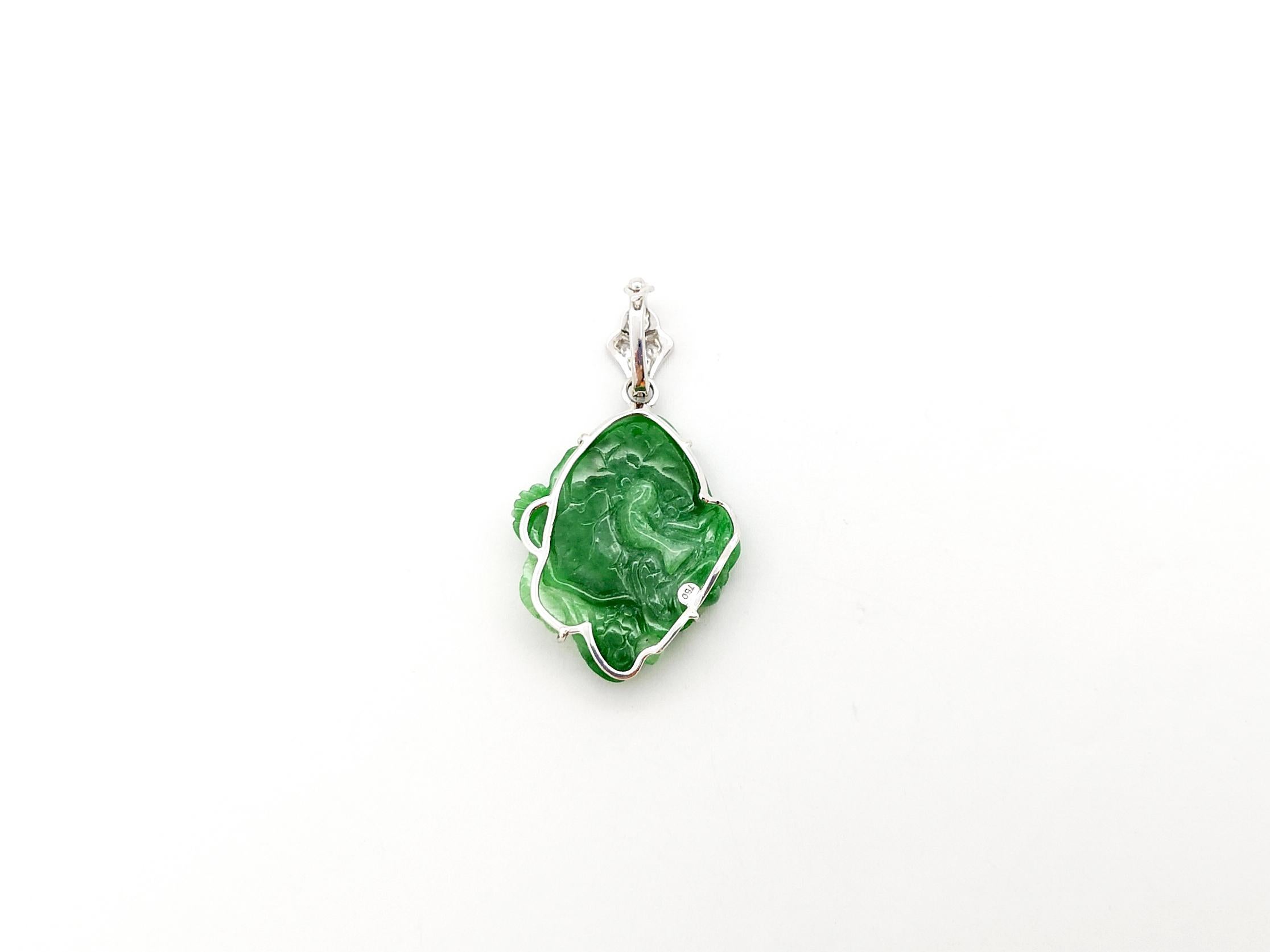 Carved Jade with Diamond 0.10 carat Pendant set in 18K White Gold Settings For Sale 1