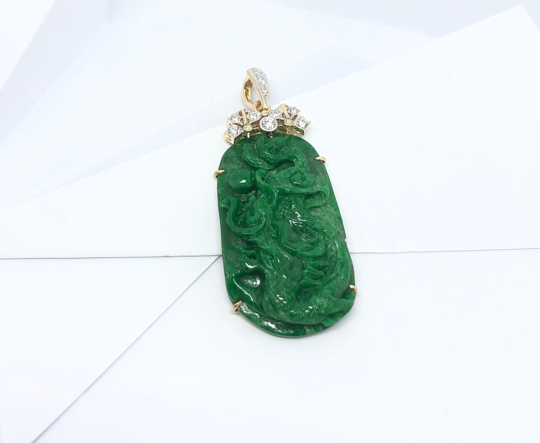 Carved Jade with Diamond Pendant Set in 18 Karat Gold Settings 4