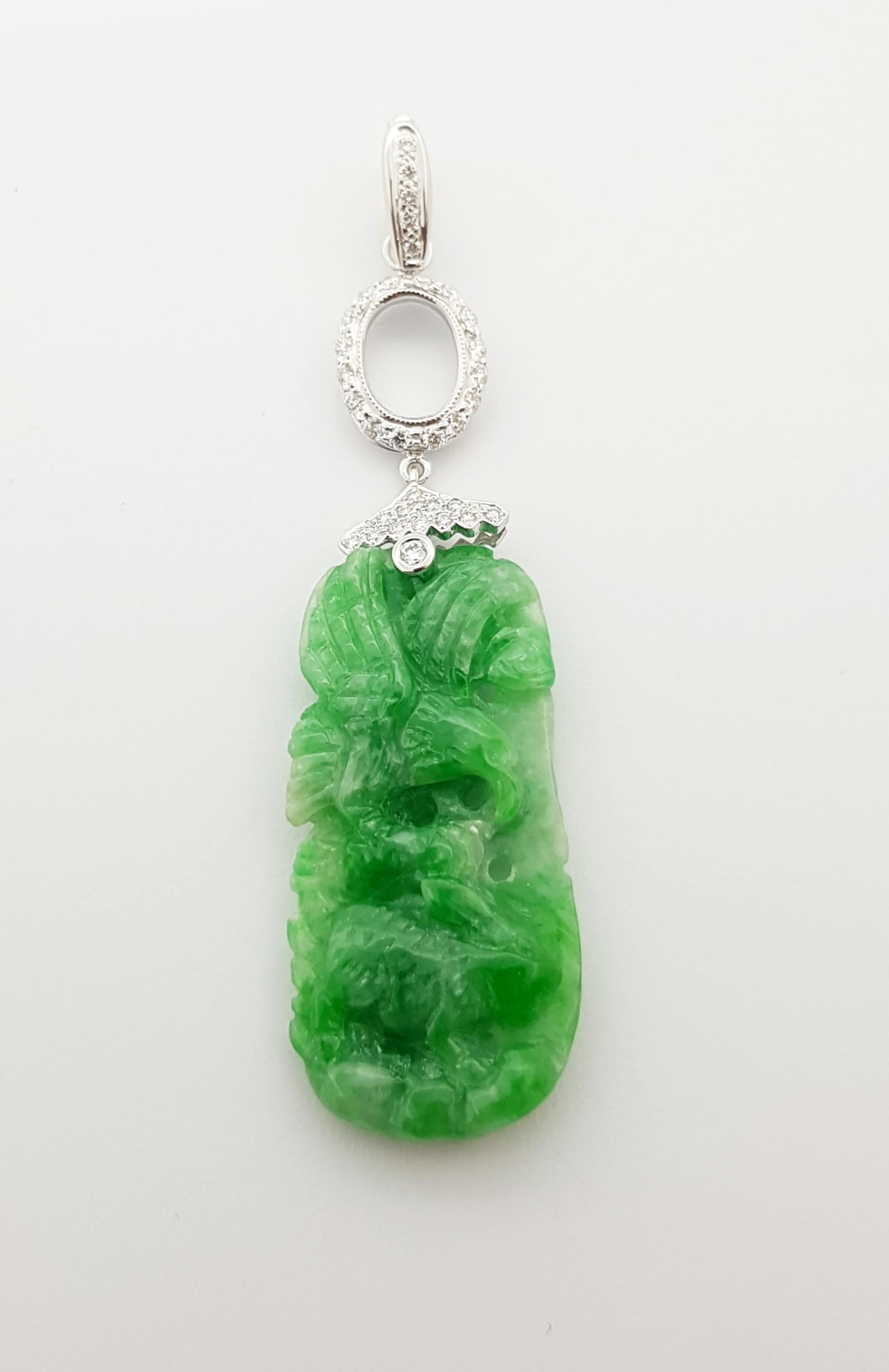 Art Deco Carved Jade with Diamond Pendant Set in 18 Karat White Gold Settings For Sale