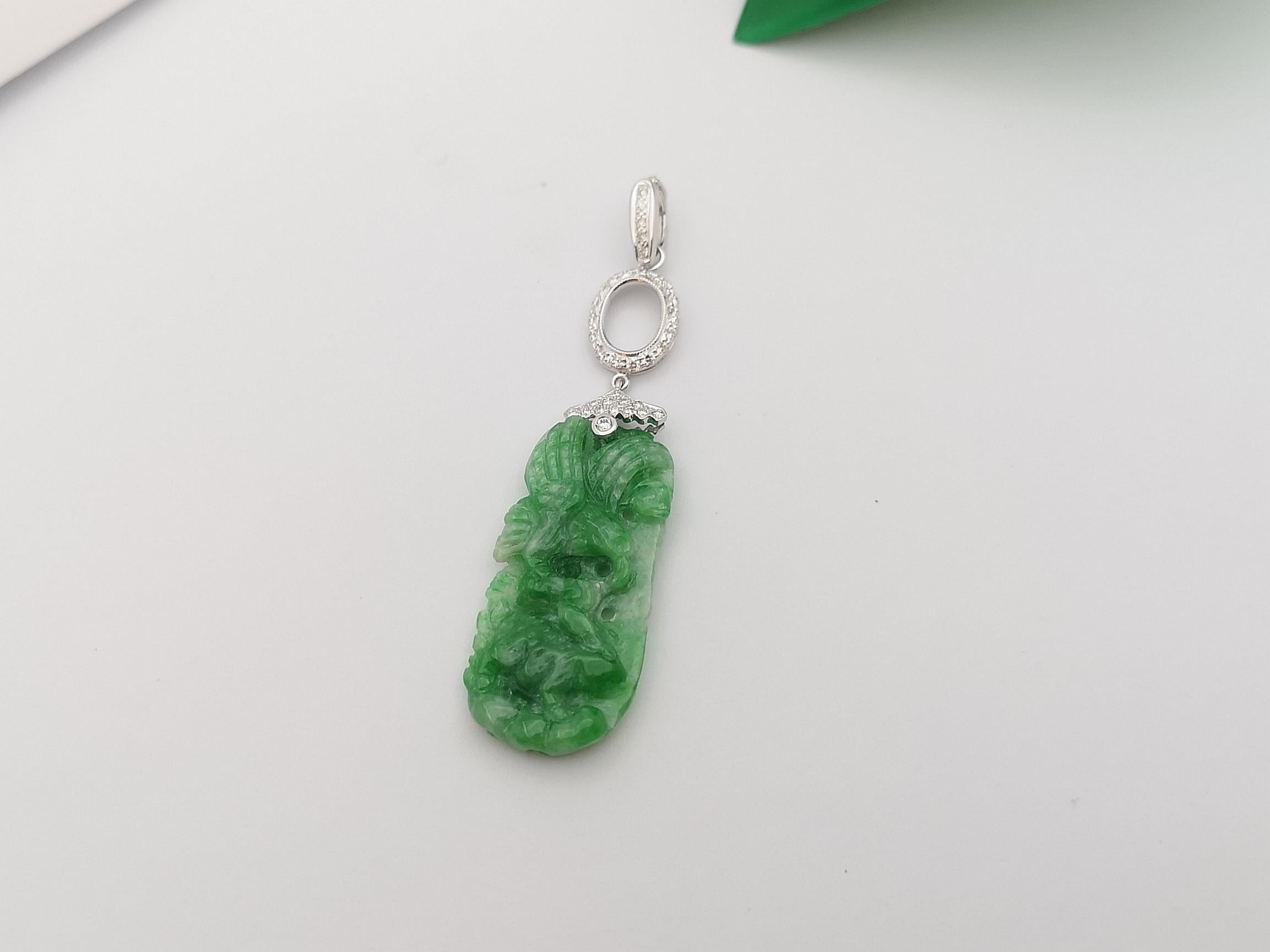 Carved Jade with Diamond Pendant Set in 18 Karat White Gold Settings For Sale 2