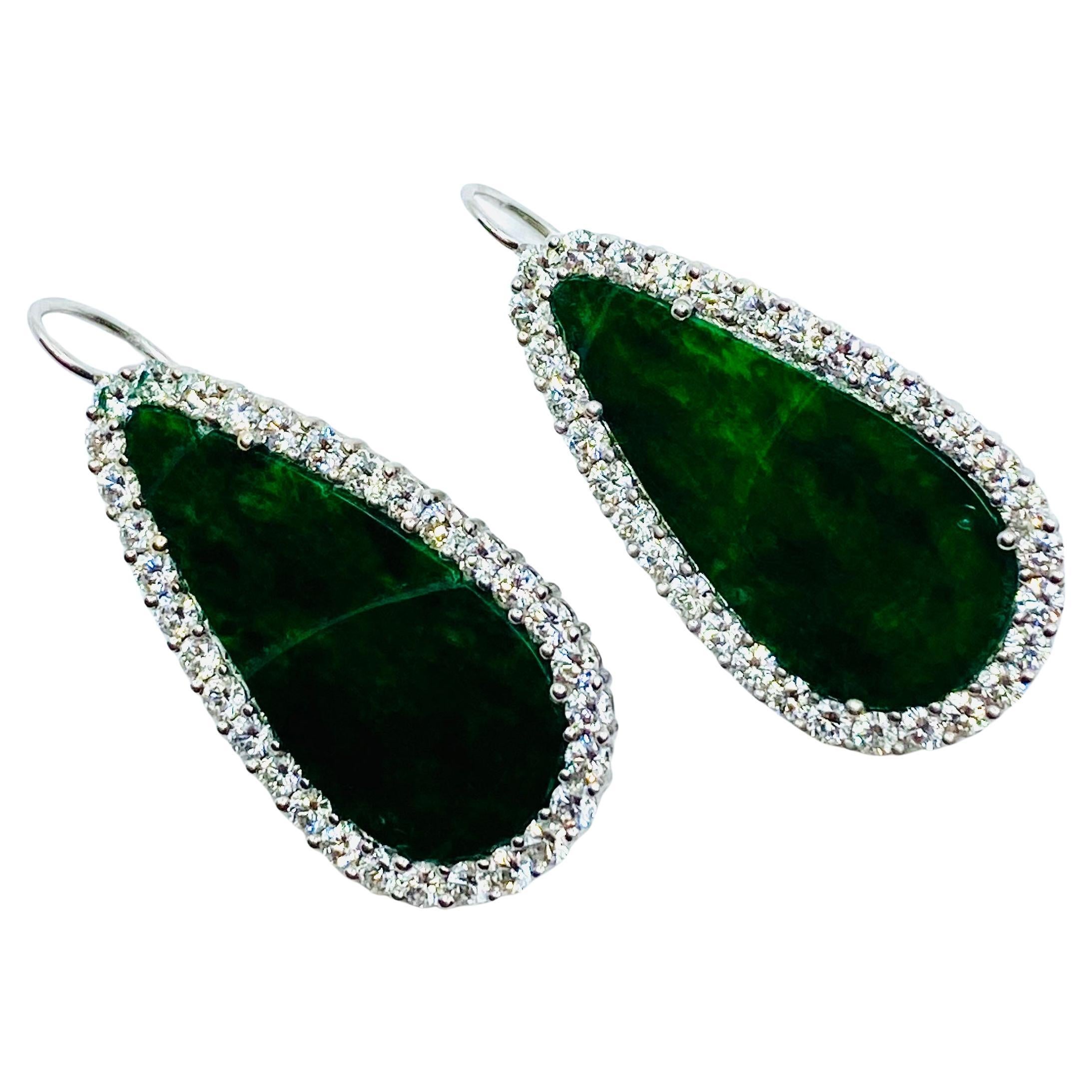 Carved Jadeite Diamond Earrings 18k White Gold In Good Condition For Sale In Beverly Hills, CA