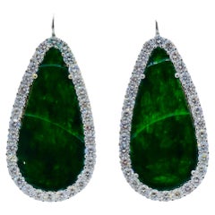Boucles d'oreilles Jadeite sculptée Diamant Or blanc 18k