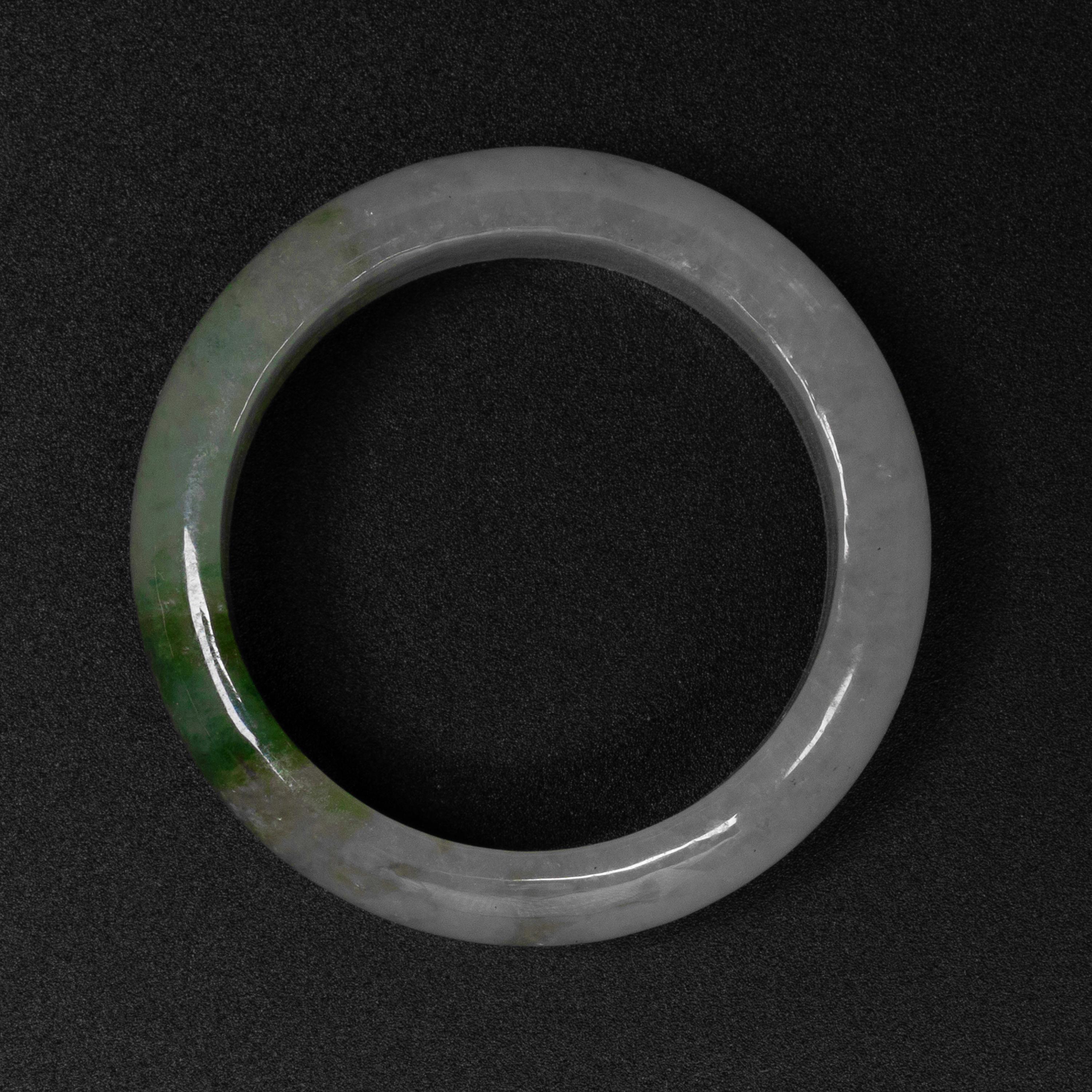 flat jade ring