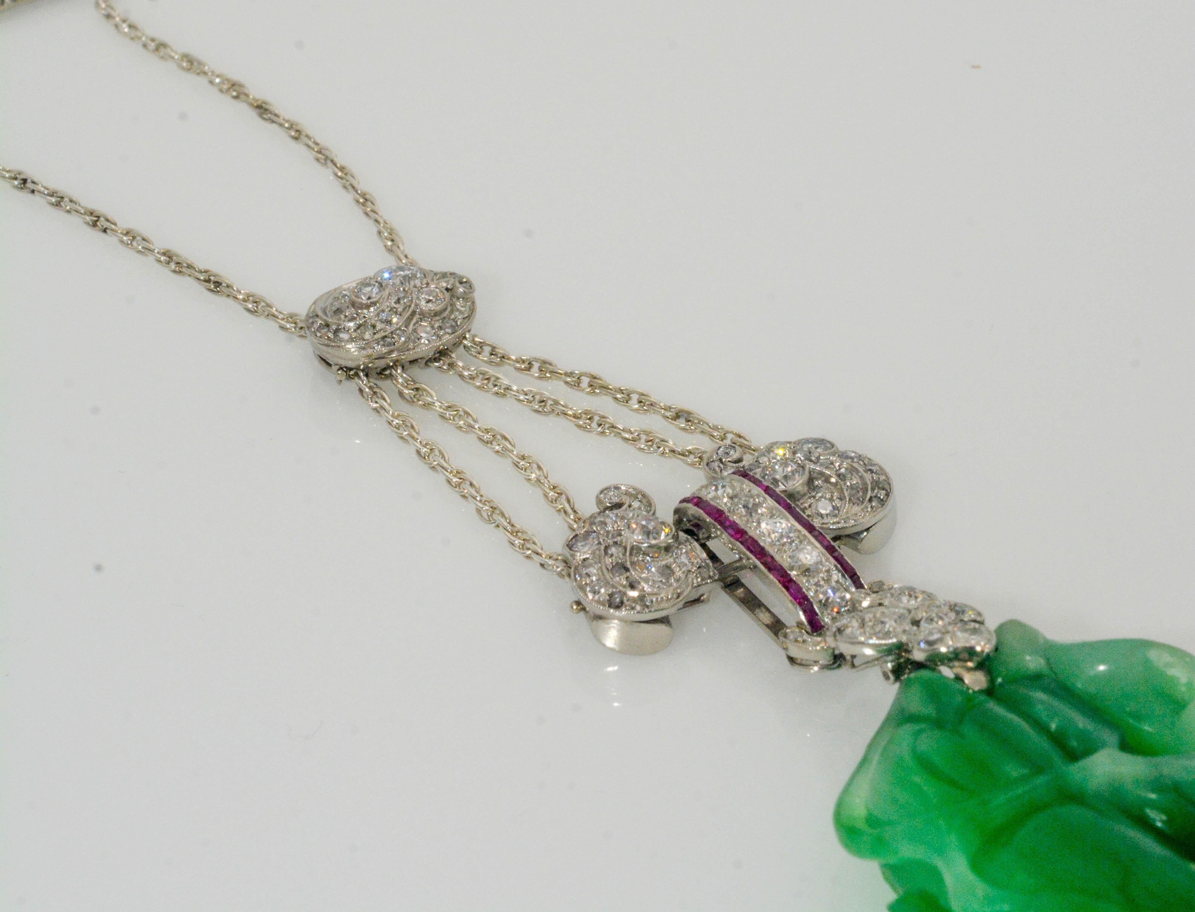 Carved Jadeite Old European 1.51 Carat Diamond Ruby 1930 Platinum Necklace In Excellent Condition In Dallas, TX