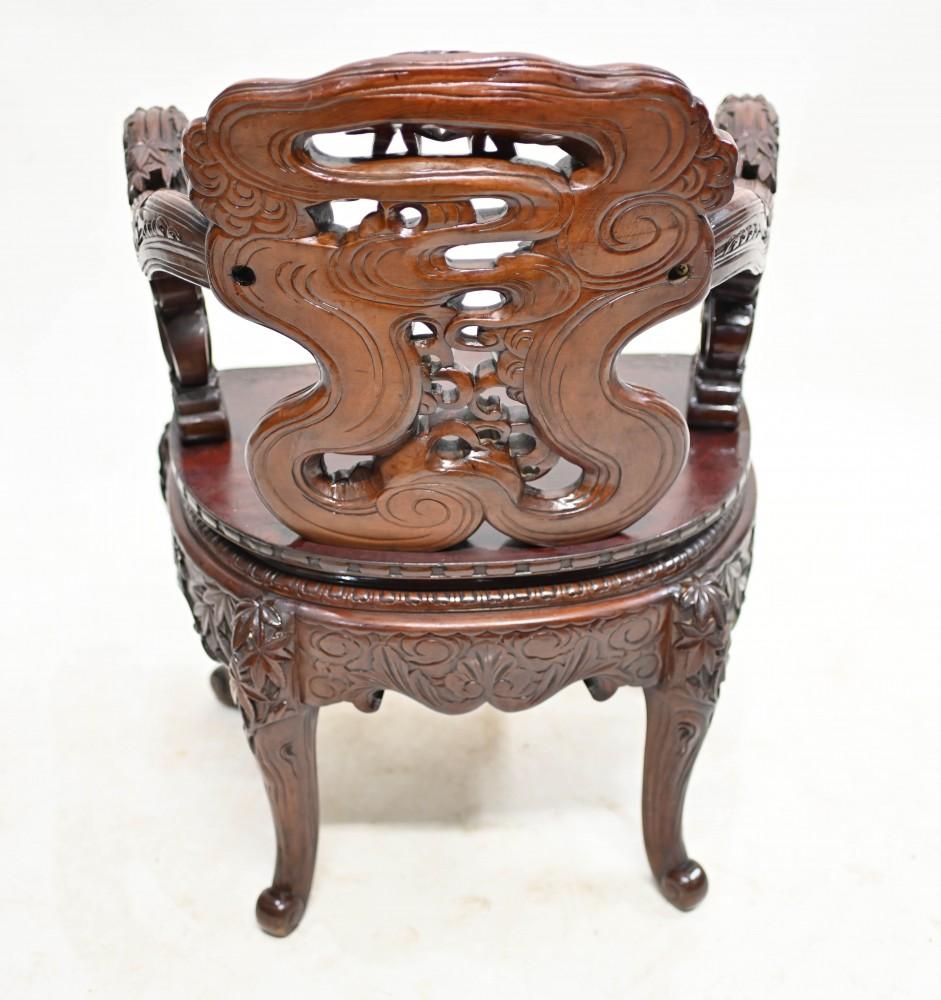 Carved Japanese Desk and Chair Set Bureau 1880 For Sale 8