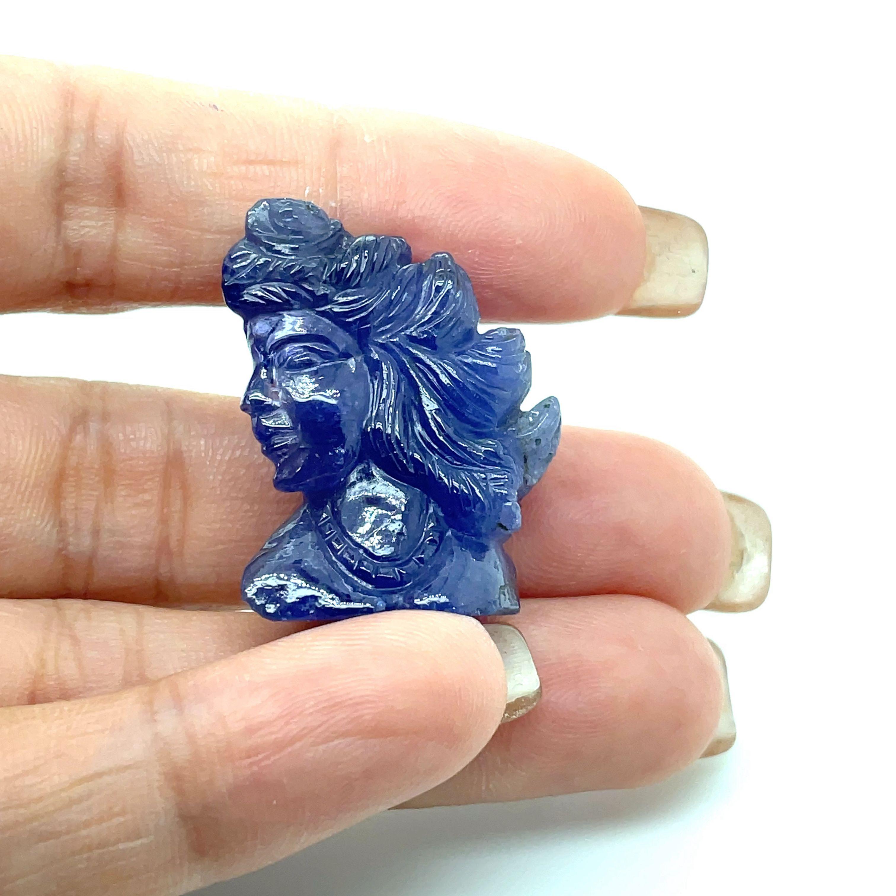 Carved Lady Tanzanite Cts 49.76 For Sale 5