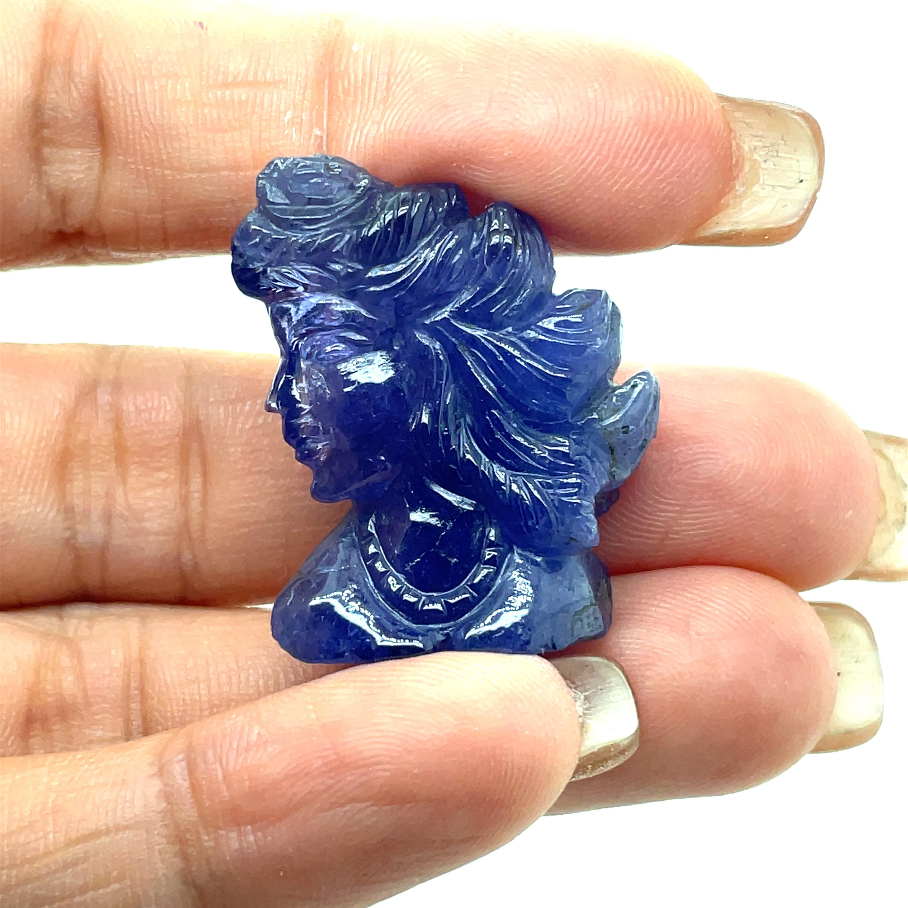 Carved Lady Tanzanite Cts 49.76 For Sale 2