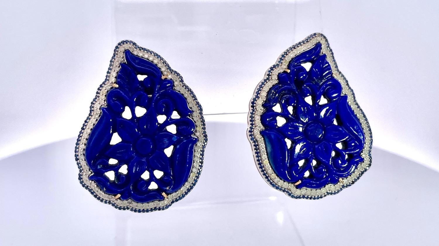 Boucles d'oreilles Pierce en Lapis Lazuli sculpté en vente 5