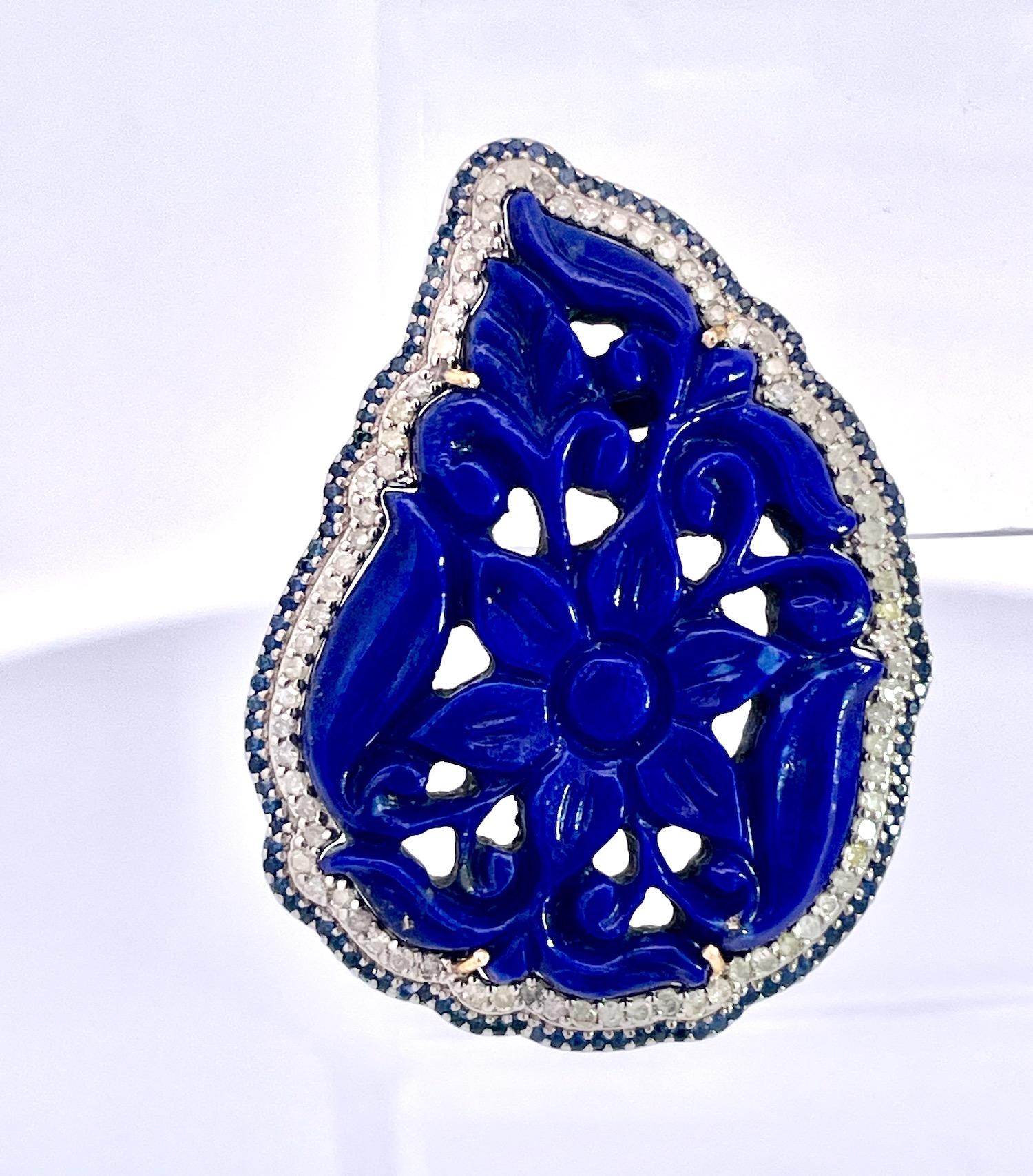 Taille mixte Boucles d'oreilles Pierce en Lapis Lazuli sculpté en vente