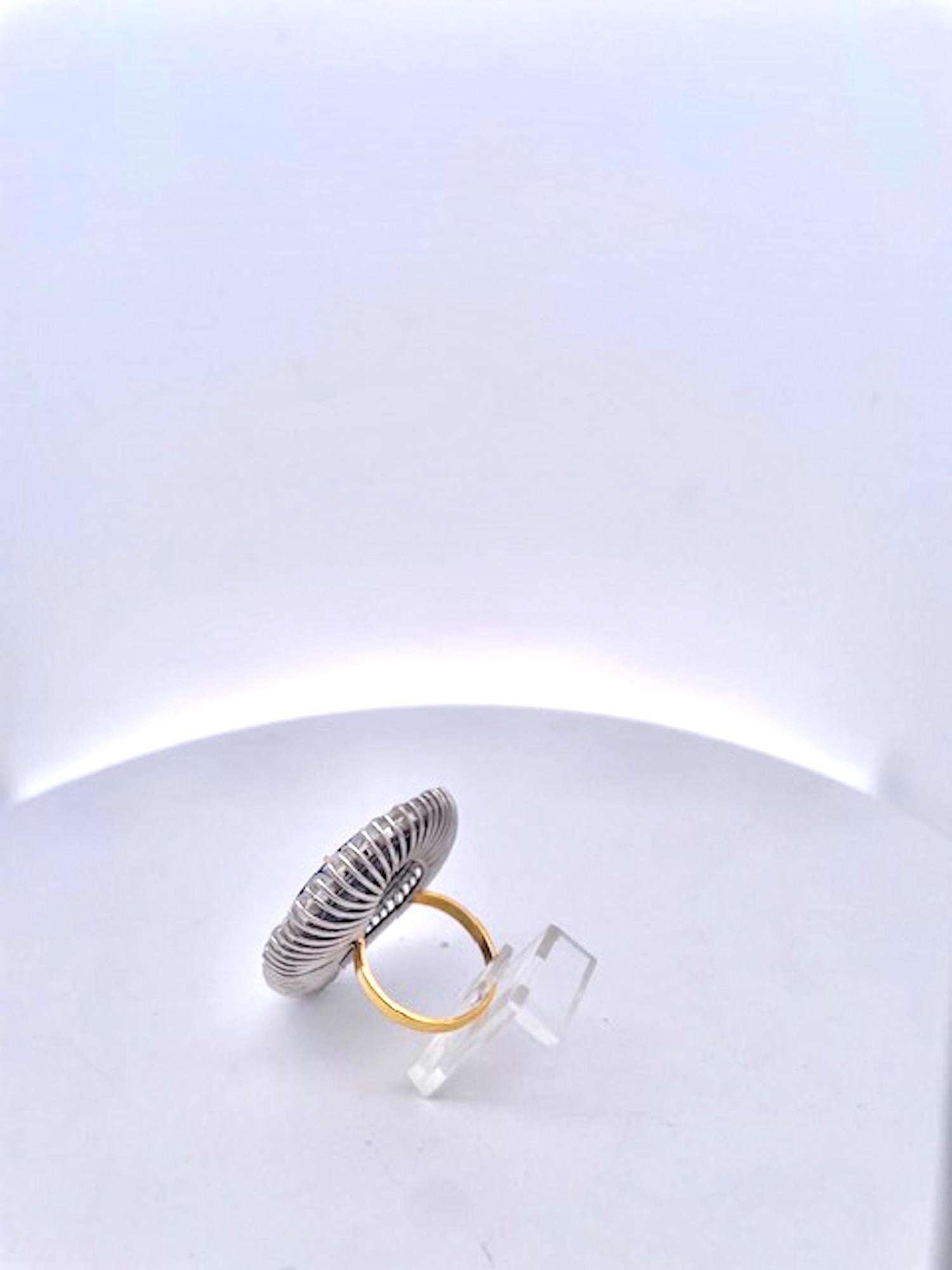 Anello con pietra di Lapis e diamanti intagliati 14K in vendita 6