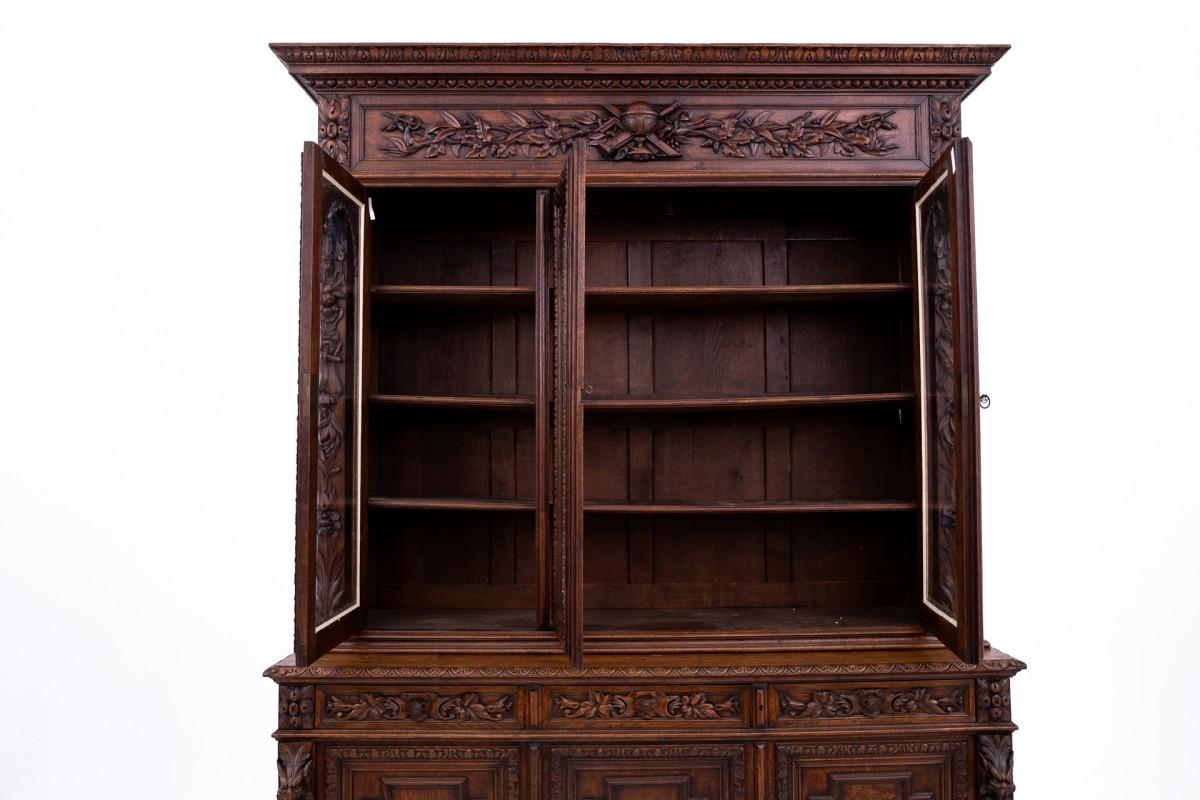 Renaissance Carved library/sideboard, France, circa 1880. For Sale
