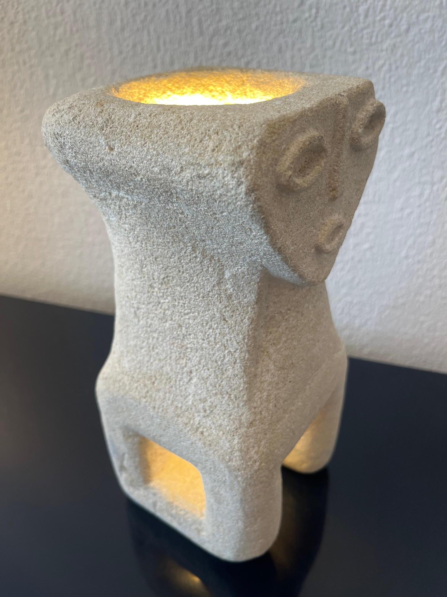 Carved Limestone Table Lamp by Albert Tormos, France ca. 1970s In Good Condition For Sale In Geneva, CH