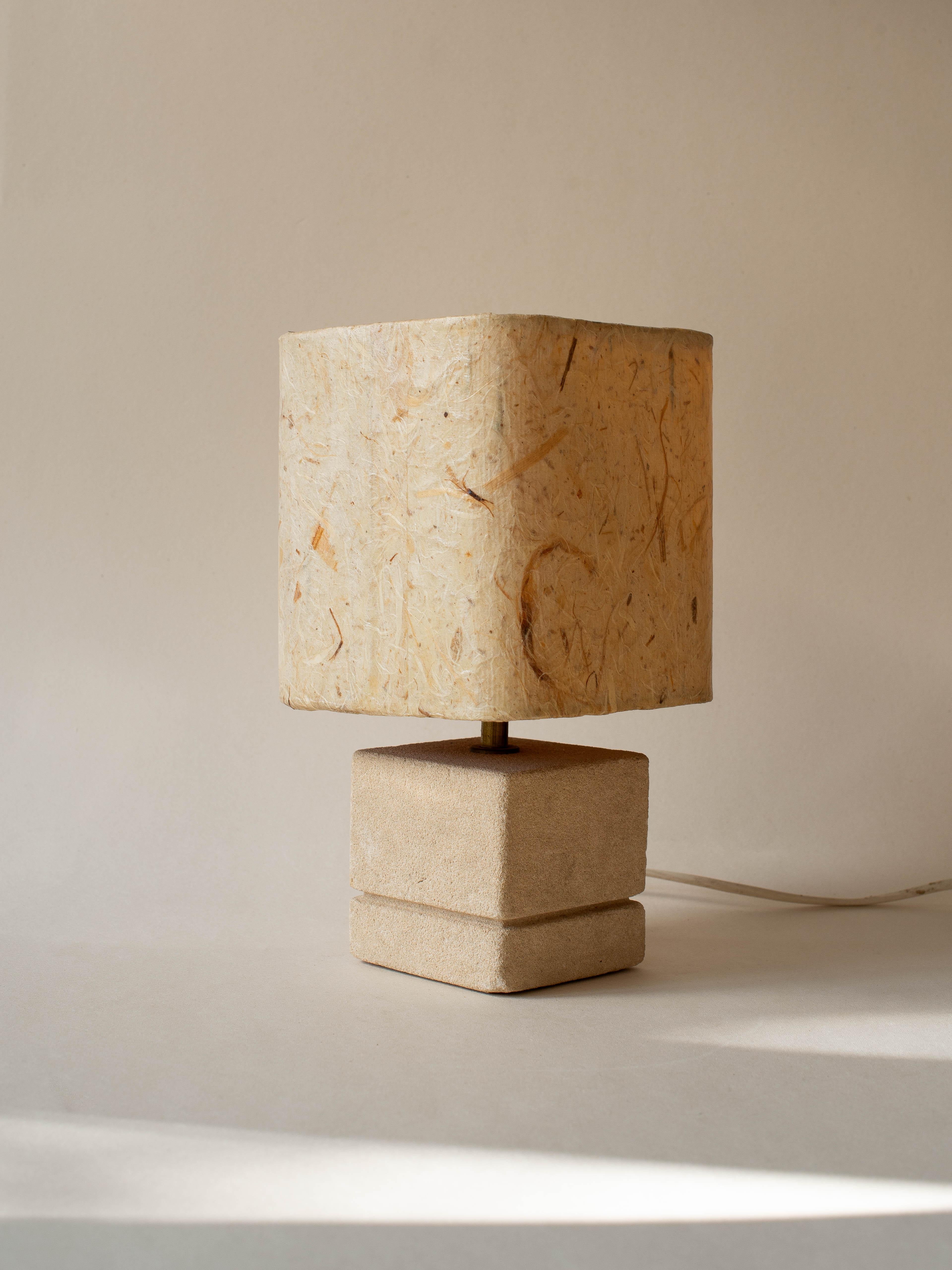 Carved Limestone Table Lamp, Natural Fibers Lampshade, French Riviera 1970s In Good Condition For Sale In ROUEN, FR