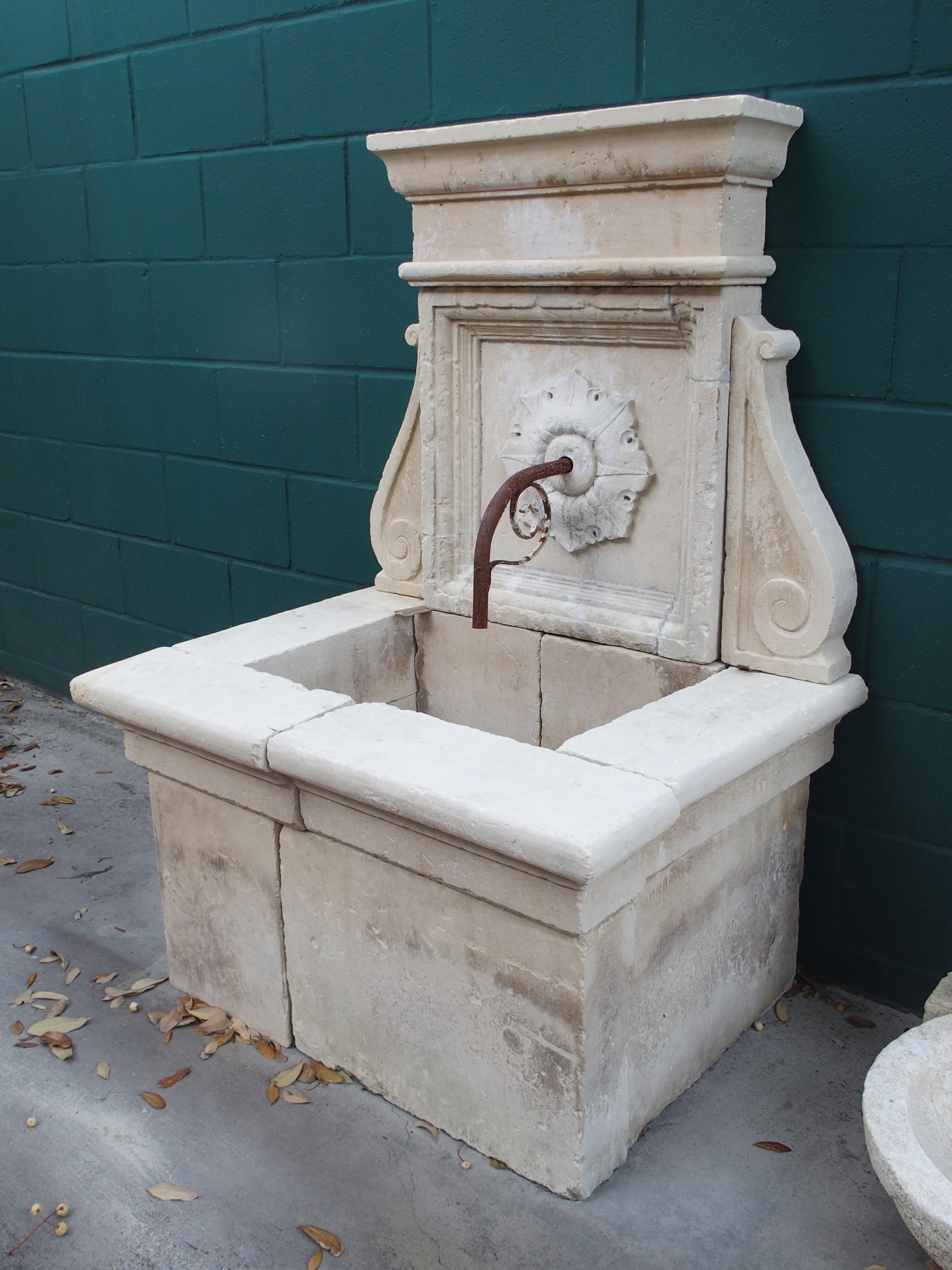 Italian Carved Limestone Wall Fountain from Lecce, Southern Italy For Sale
