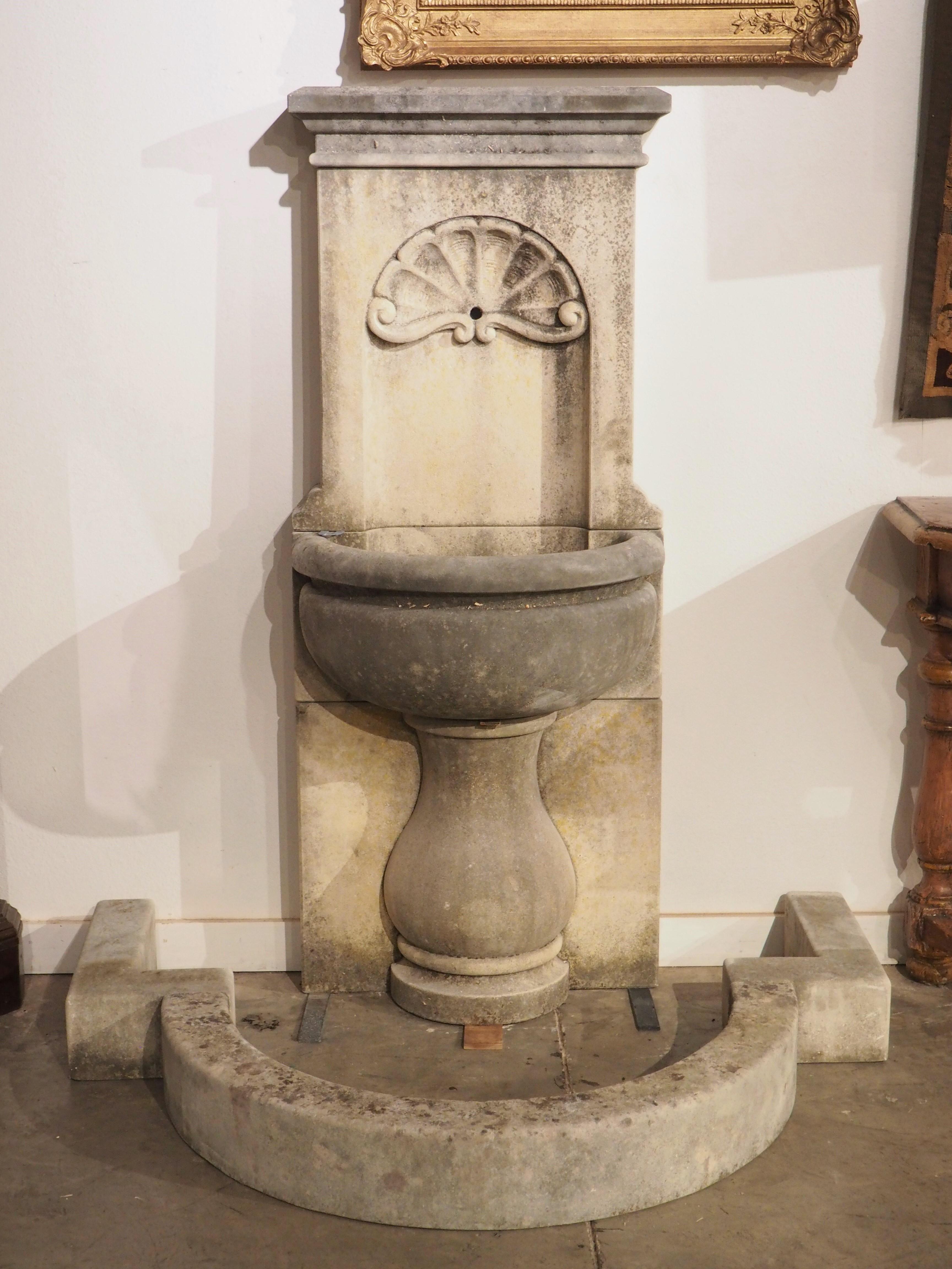 Carved Limestone Wall Fountain with Surround from Veneto, Italy 2