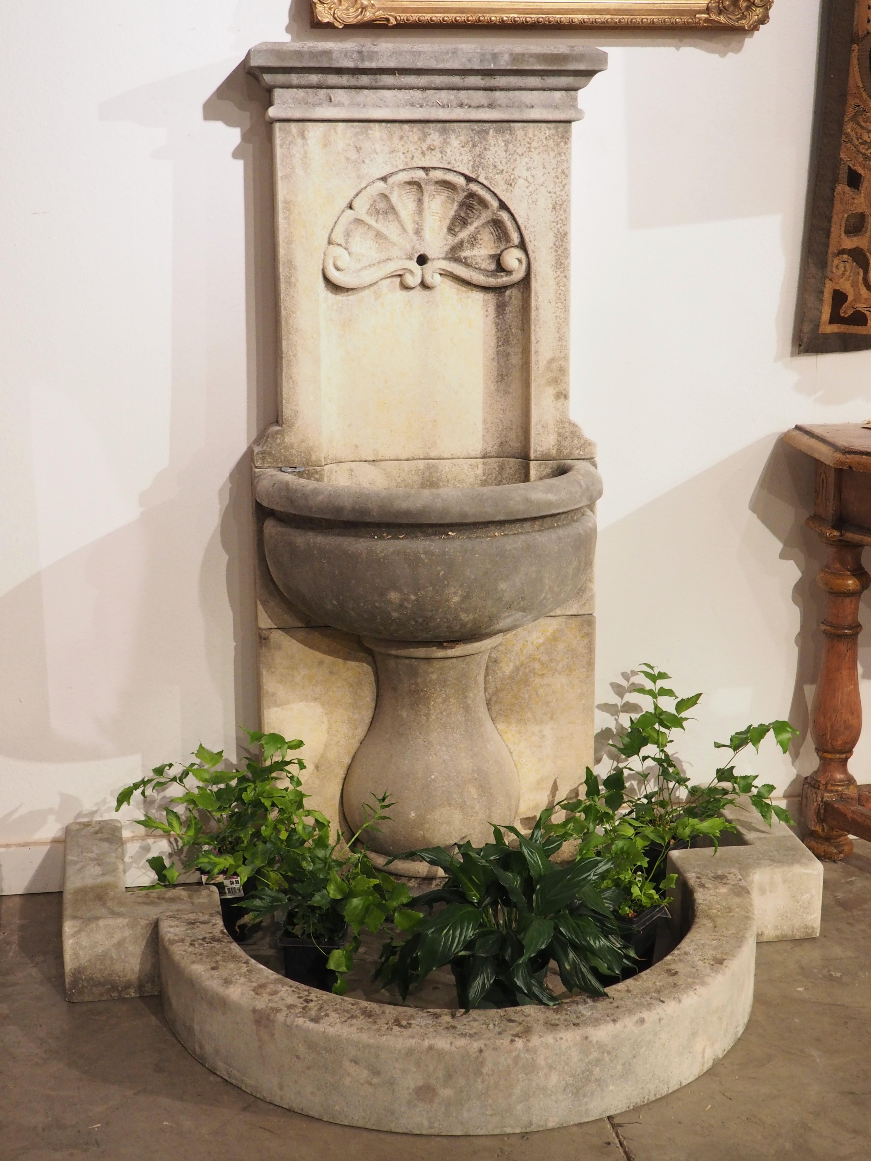 Carved Limestone Wall Fountain with Surround from Veneto, Italy 5