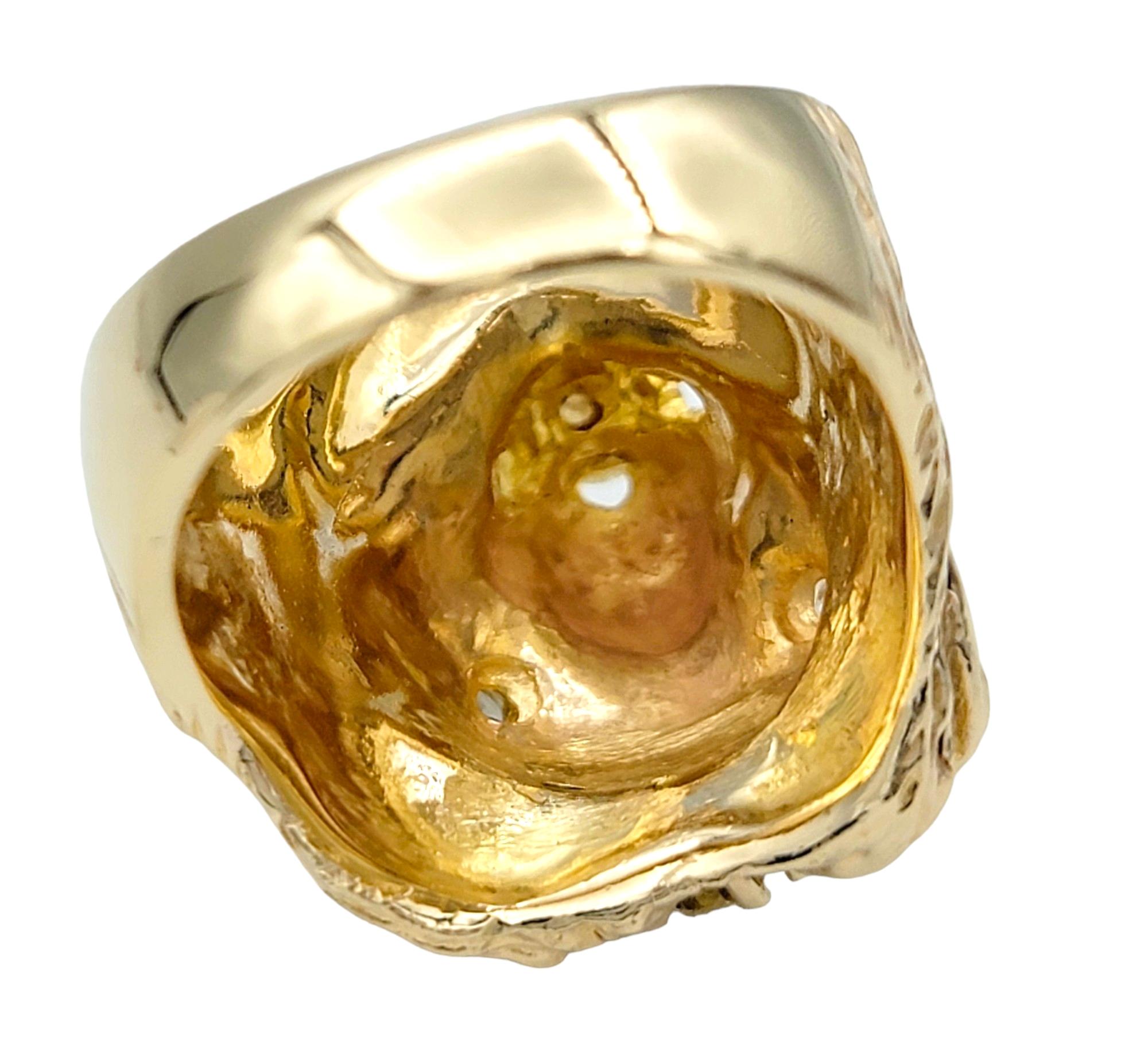 Geschnitzter 3D-Löwenkopf mit Diamant-Akzenten, kühner Ring aus 14 Karat Gelbgold für Damen oder Herren im Angebot