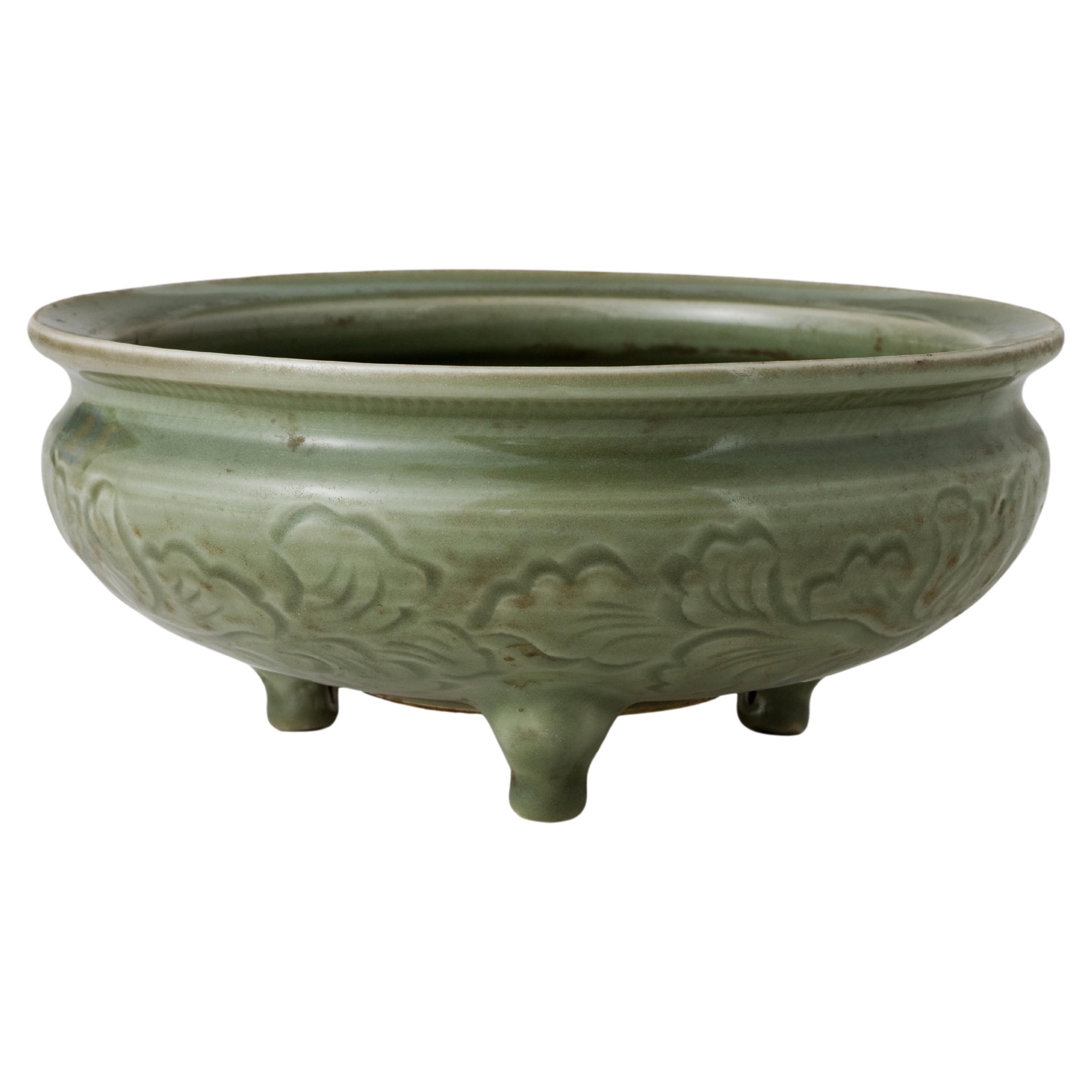 Carved 'Longquan' Celadon-Glazed Tripod Censer, Ming dynasty For Sale