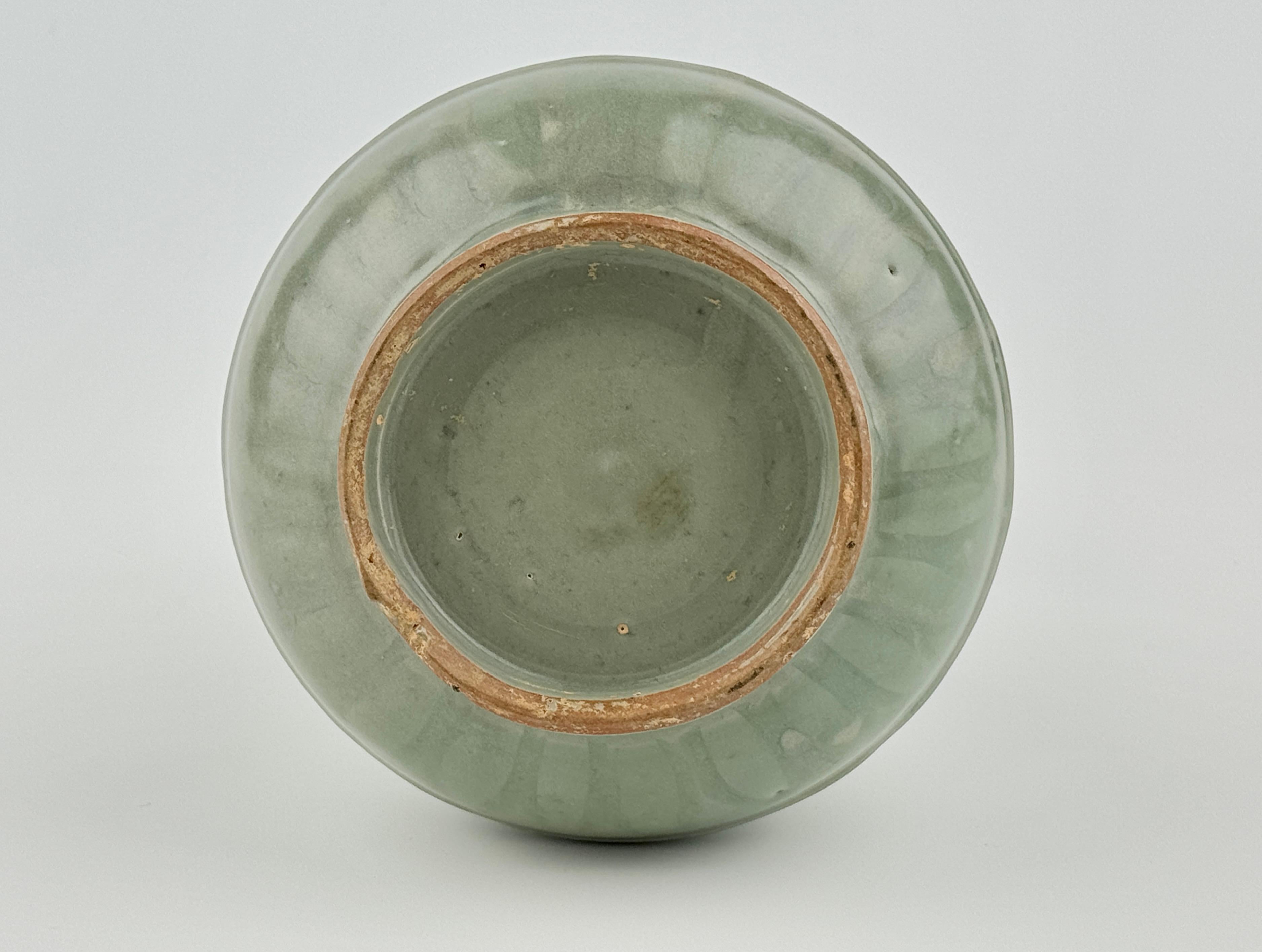 Carved Longquan Celadon Vase, Yuan-Ming Dynasty For Sale 5
