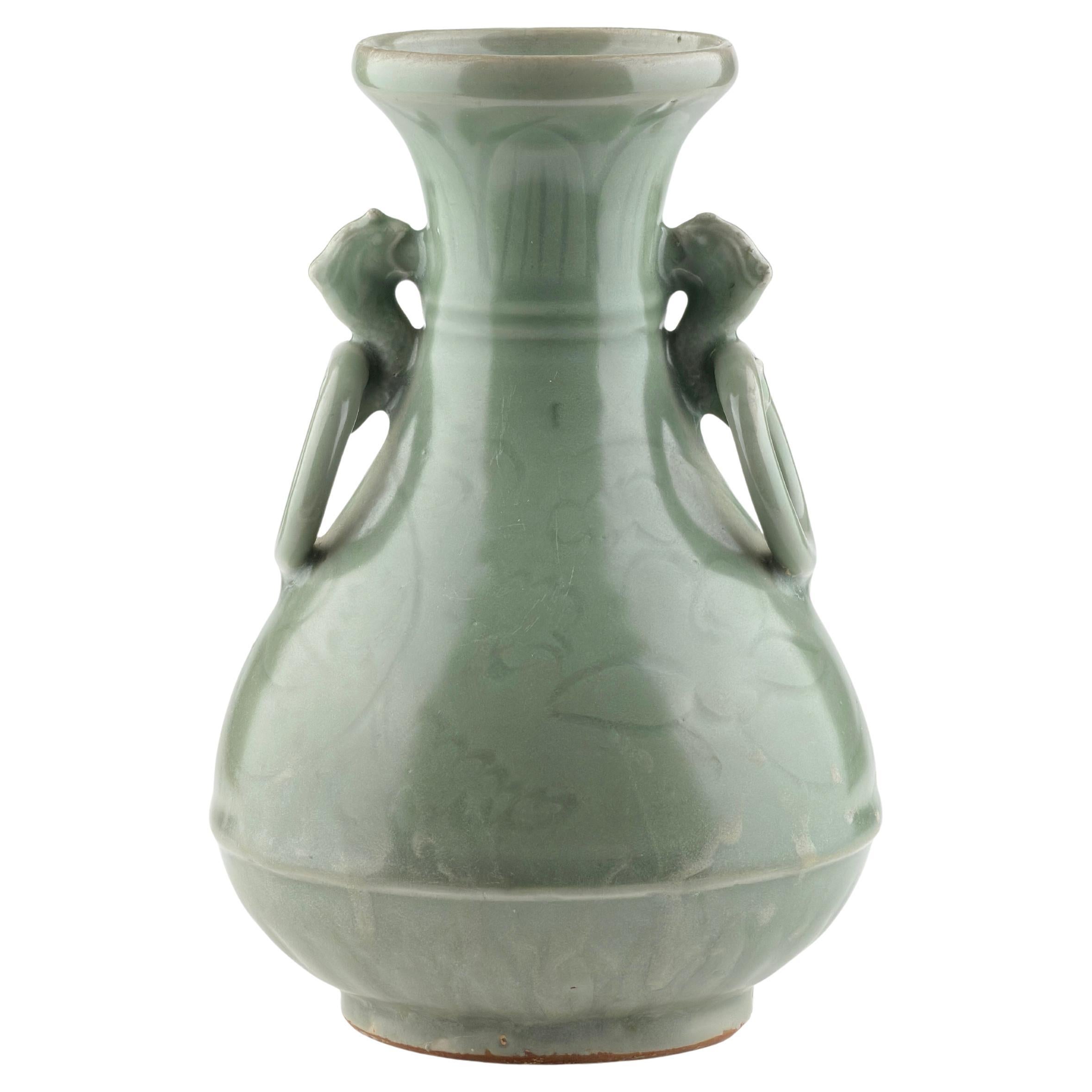 Geschnitzte Longquan-Celadon-Vase, Yuan-Ming-Dynastie